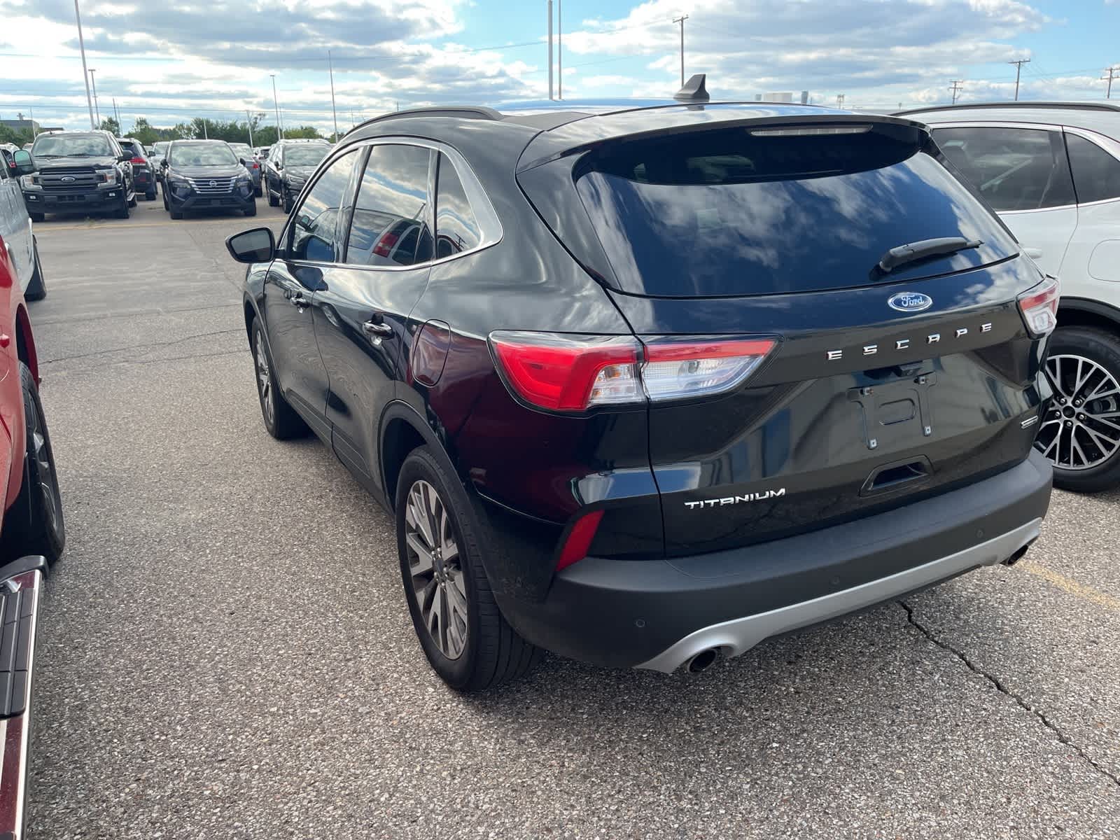 Thumbnail: 2021 Ford Escape - 9