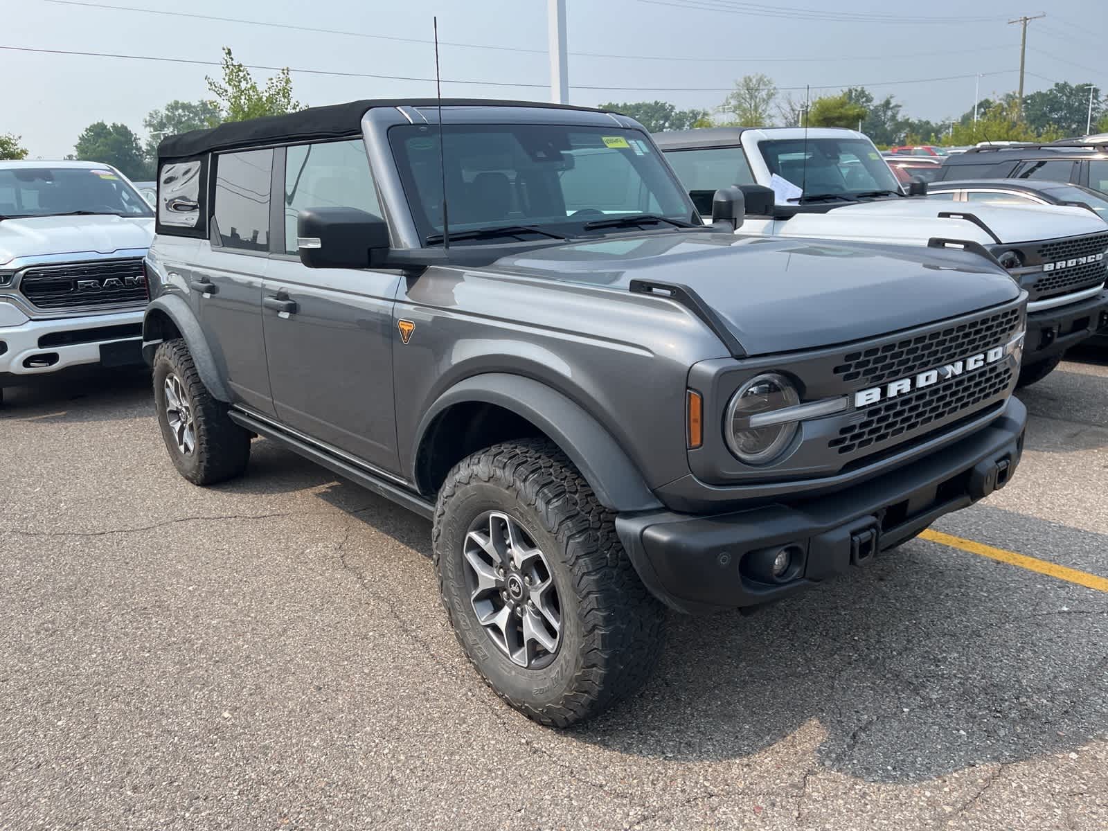 Thumbnail: 2022 Ford Bronco - 17