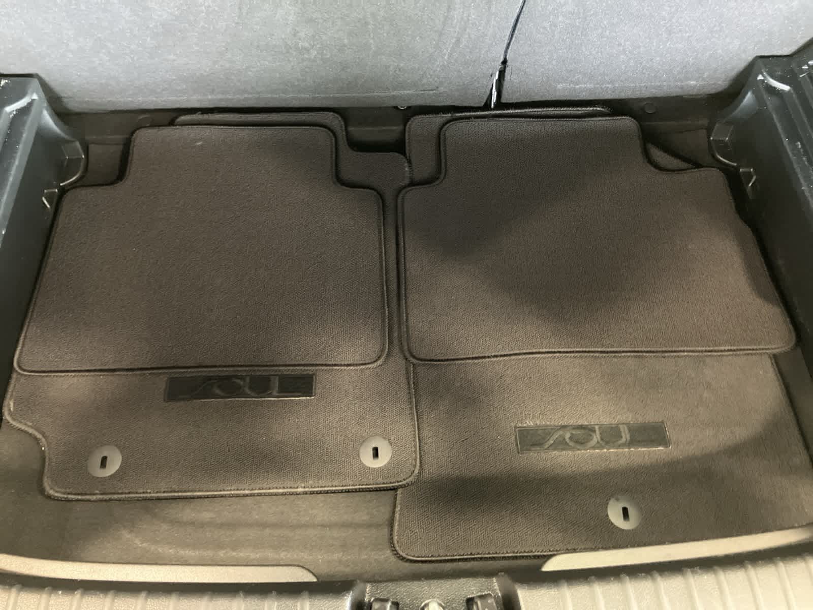 Thumbnail: 2022 Kia Soul - 25