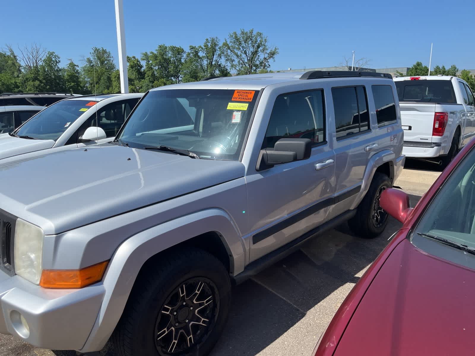 Thumbnail: 2007 Jeep Commander - 5
