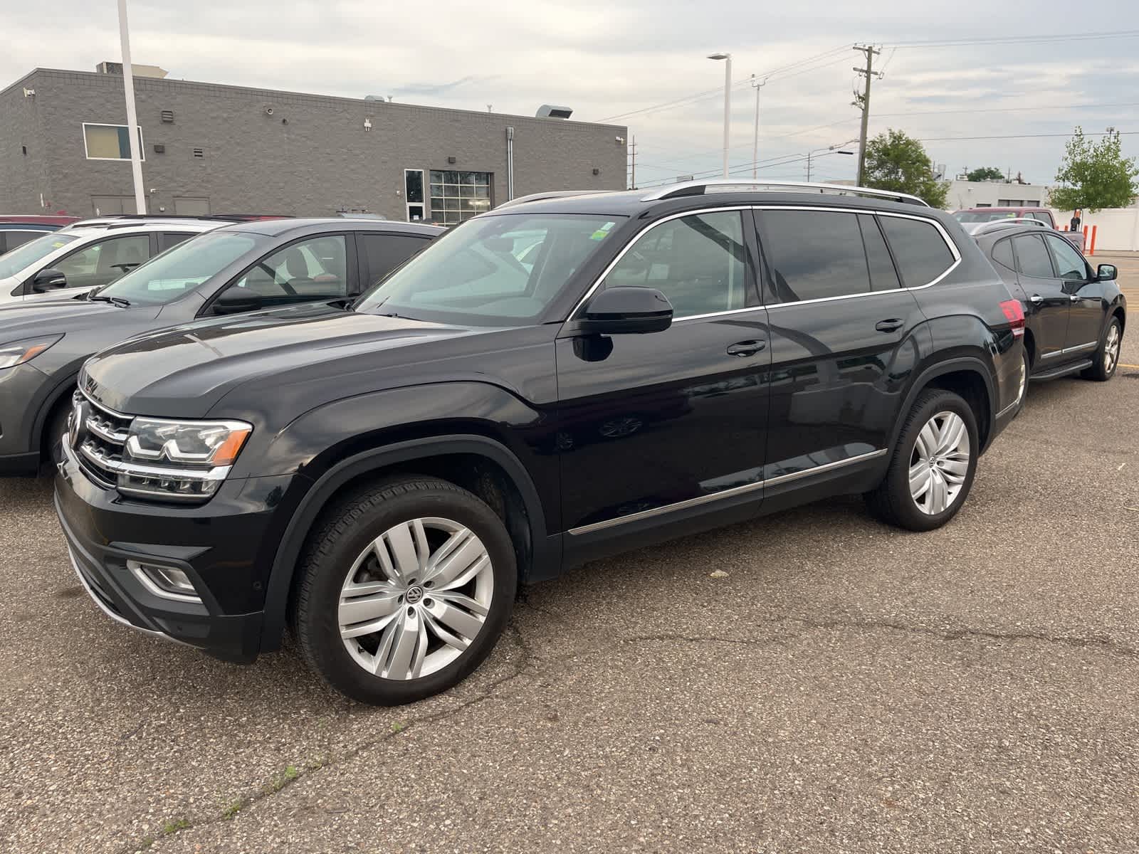 Thumbnail: 2018 Volkswagen Atlas - 4