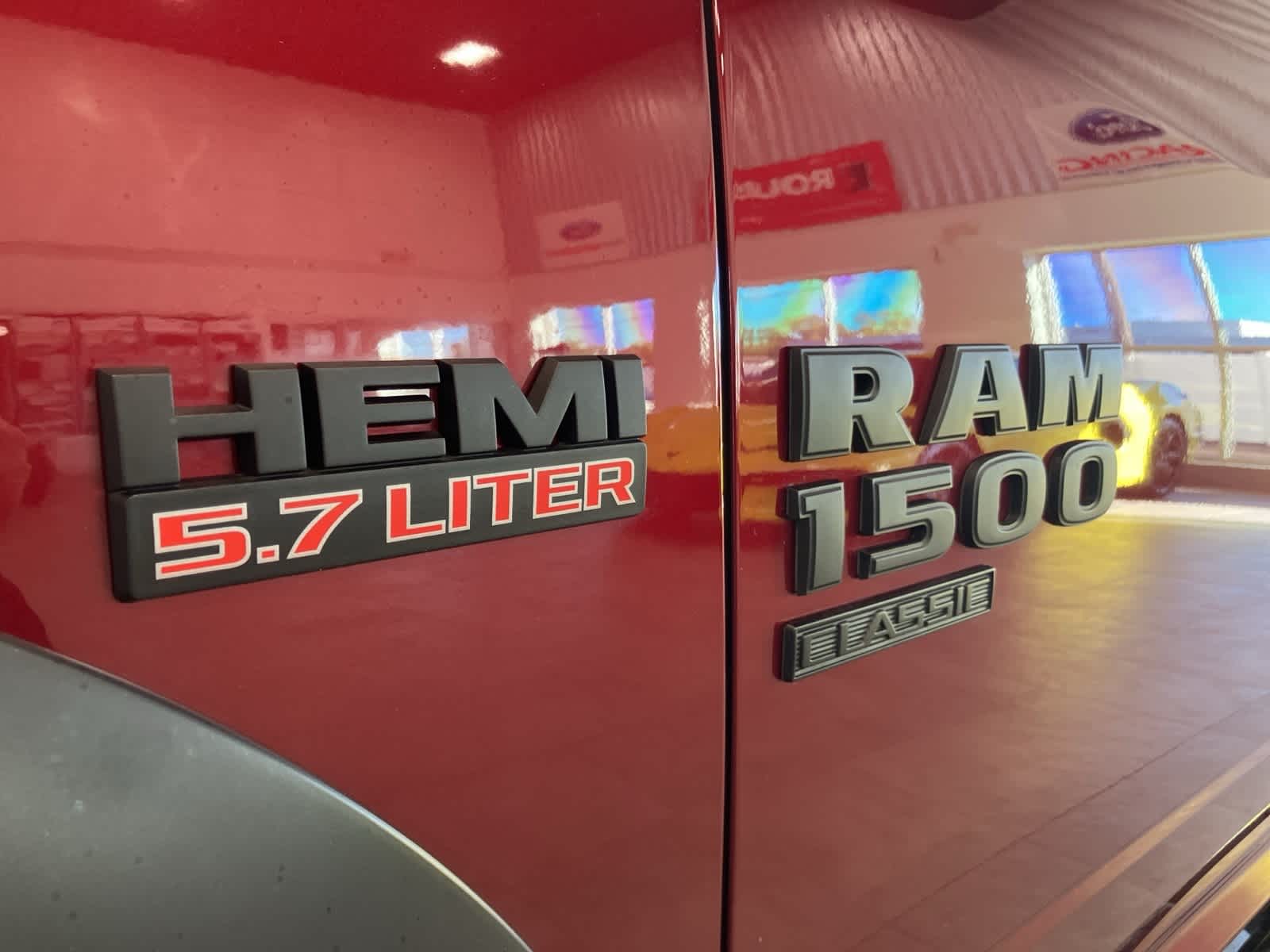 Thumbnail: 2021 RAM 1500 Classic - 10