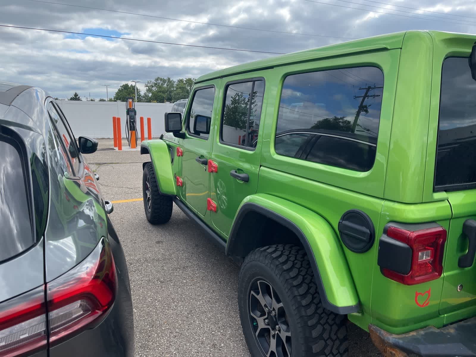 Thumbnail: 2019 Jeep Wrangler - 10
