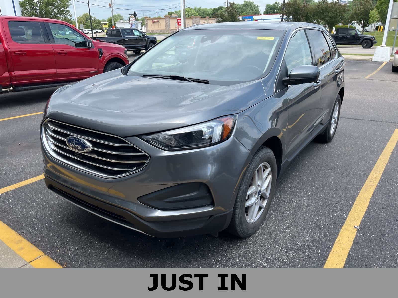 Thumbnail: 2022 Ford Edge - 1