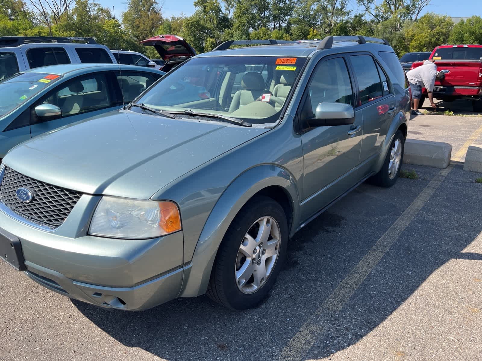 2005 Ford Freestyle Limited Edition -
                  Sterling Heights, MI