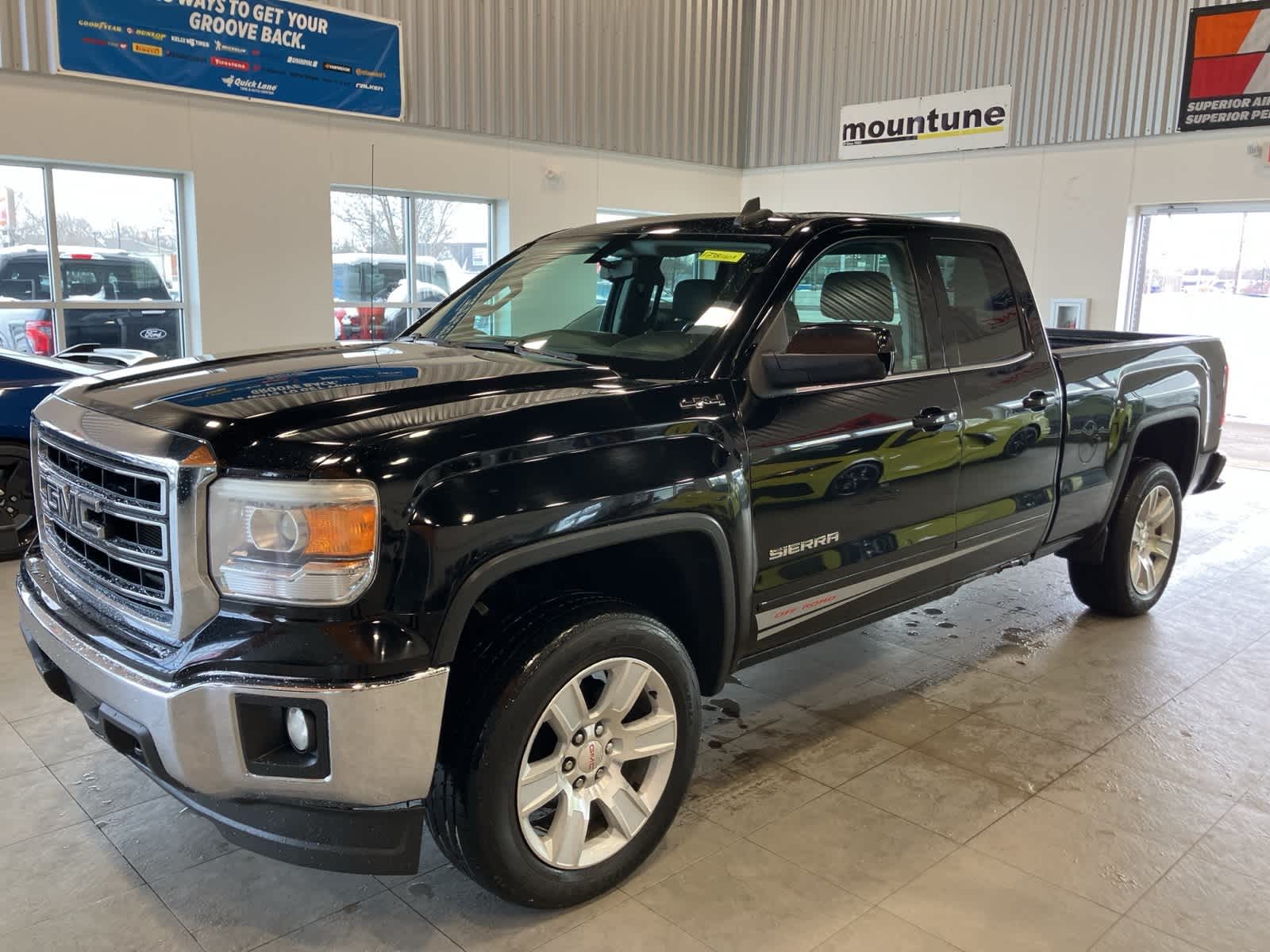 2015 GMC Sierra 1500 SLE -
                  Sterling Heights, MI