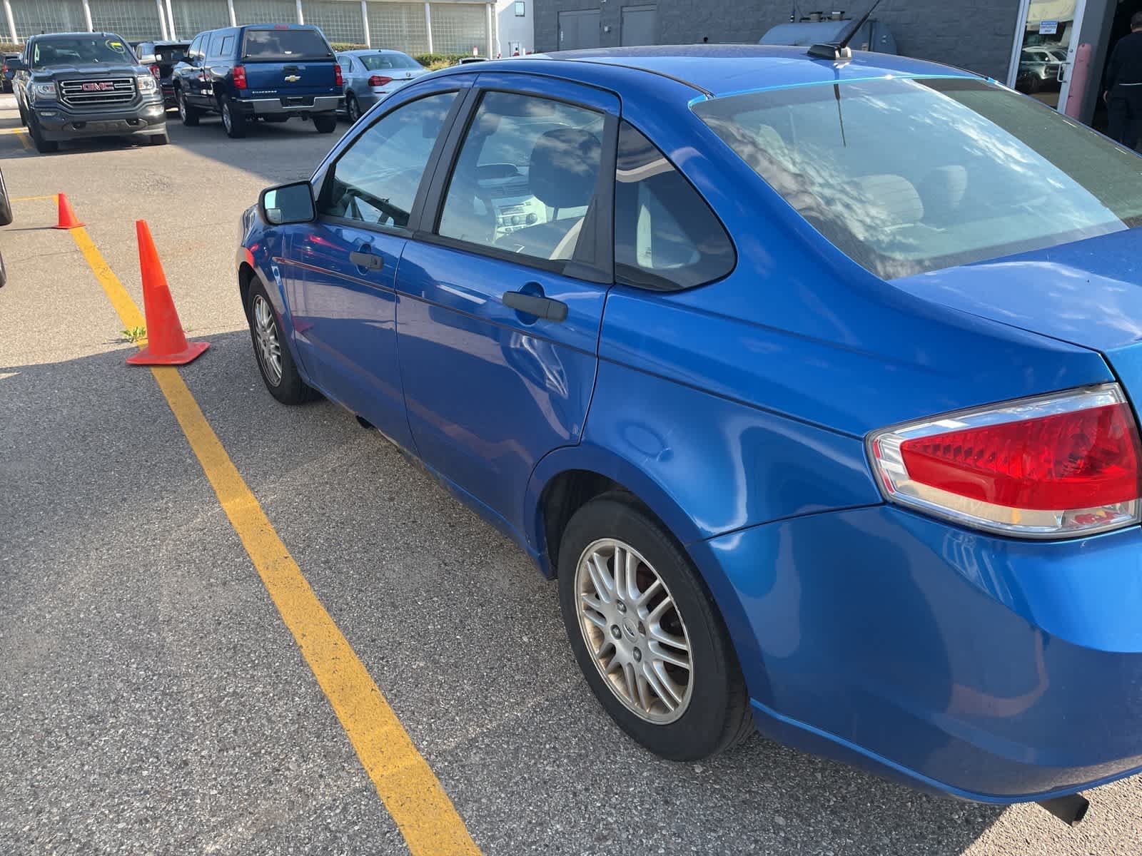 Thumbnail: 2011 Ford Focus - 9