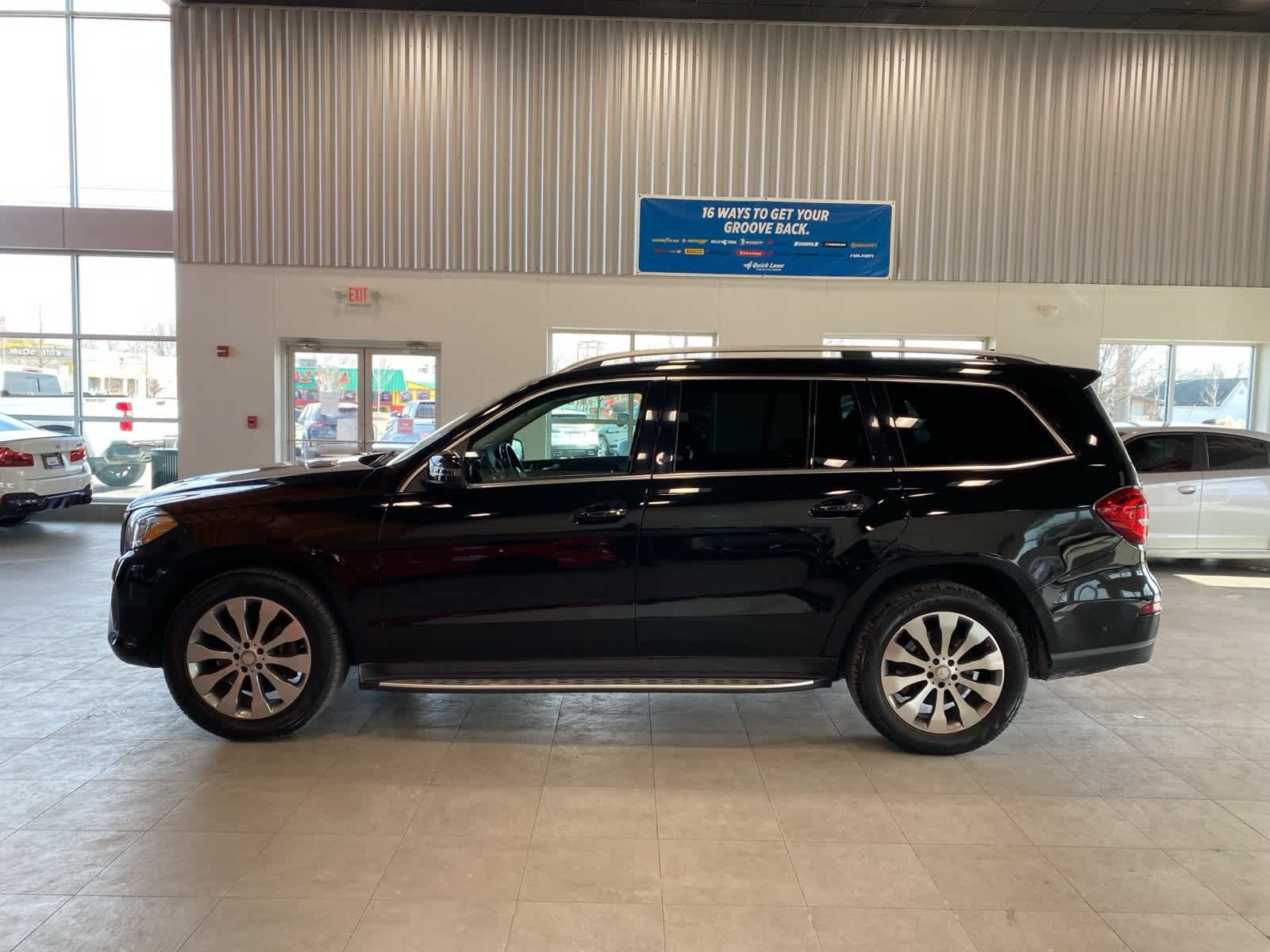 Thumbnail: 2017 Mercedes-Benz GLS - 2