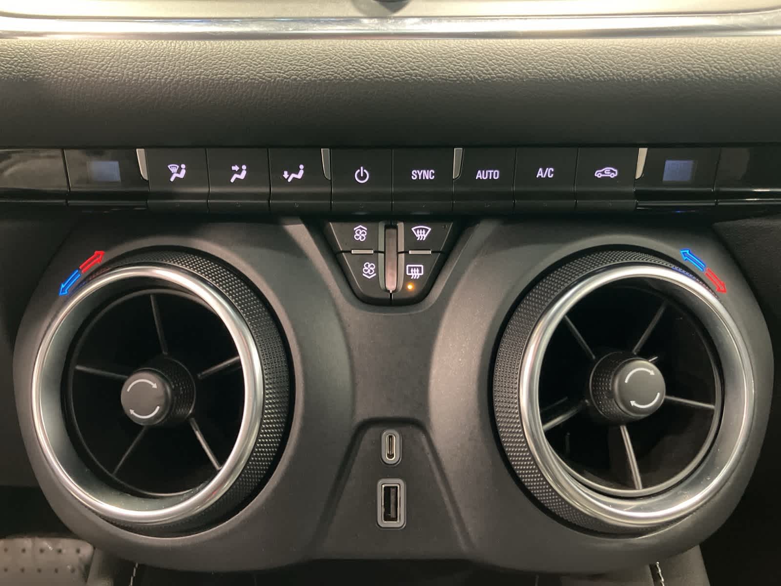 Thumbnail: 2023 Chevrolet Blazer - 17