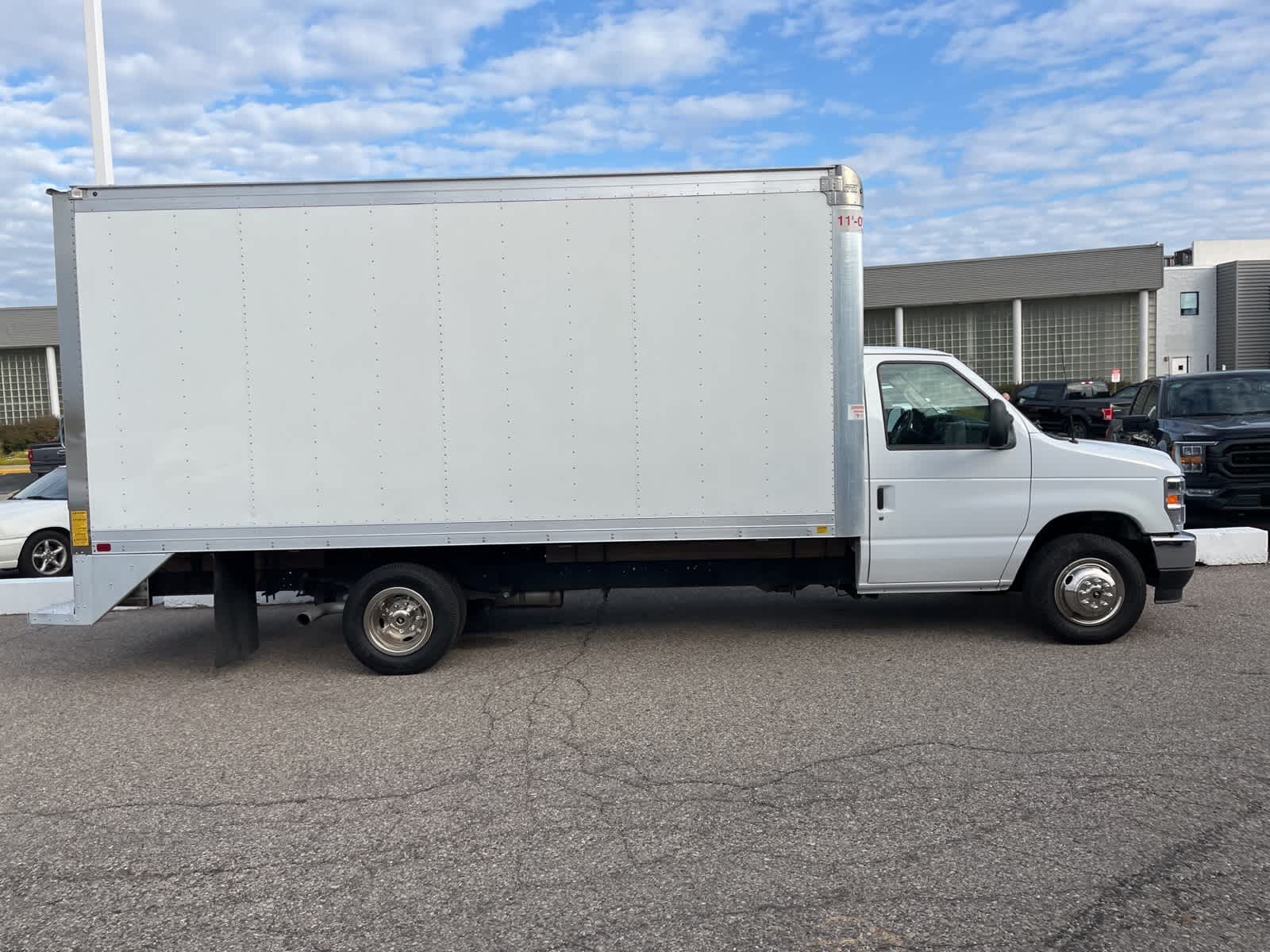 Thumbnail: 2024 Ford Econoline - 21