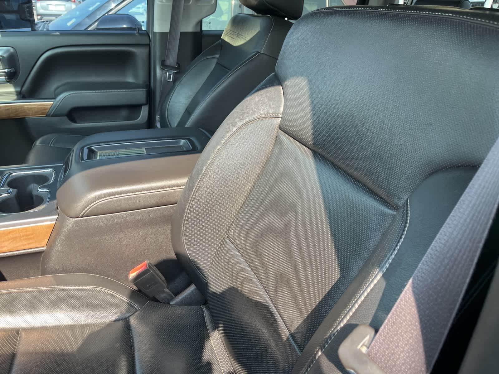 Thumbnail: 2015 Chevrolet Silverado 1500 - 22