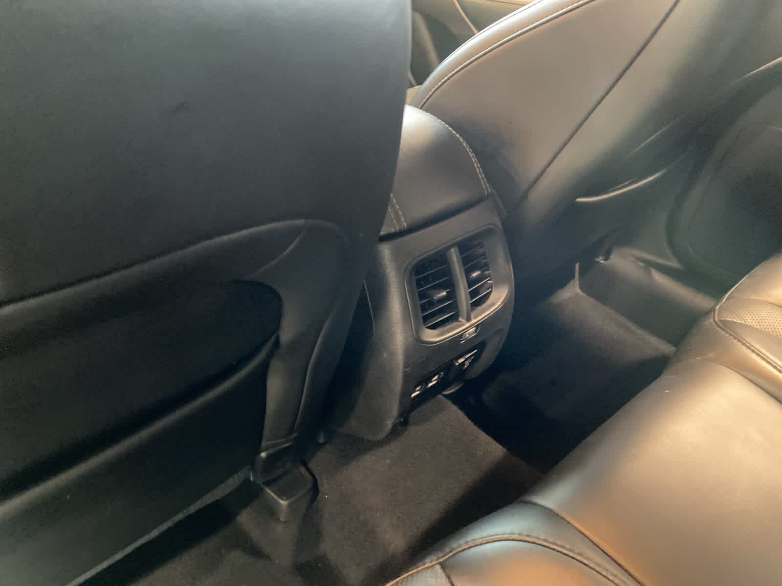 Thumbnail: 2021 Jeep Cherokee - 27