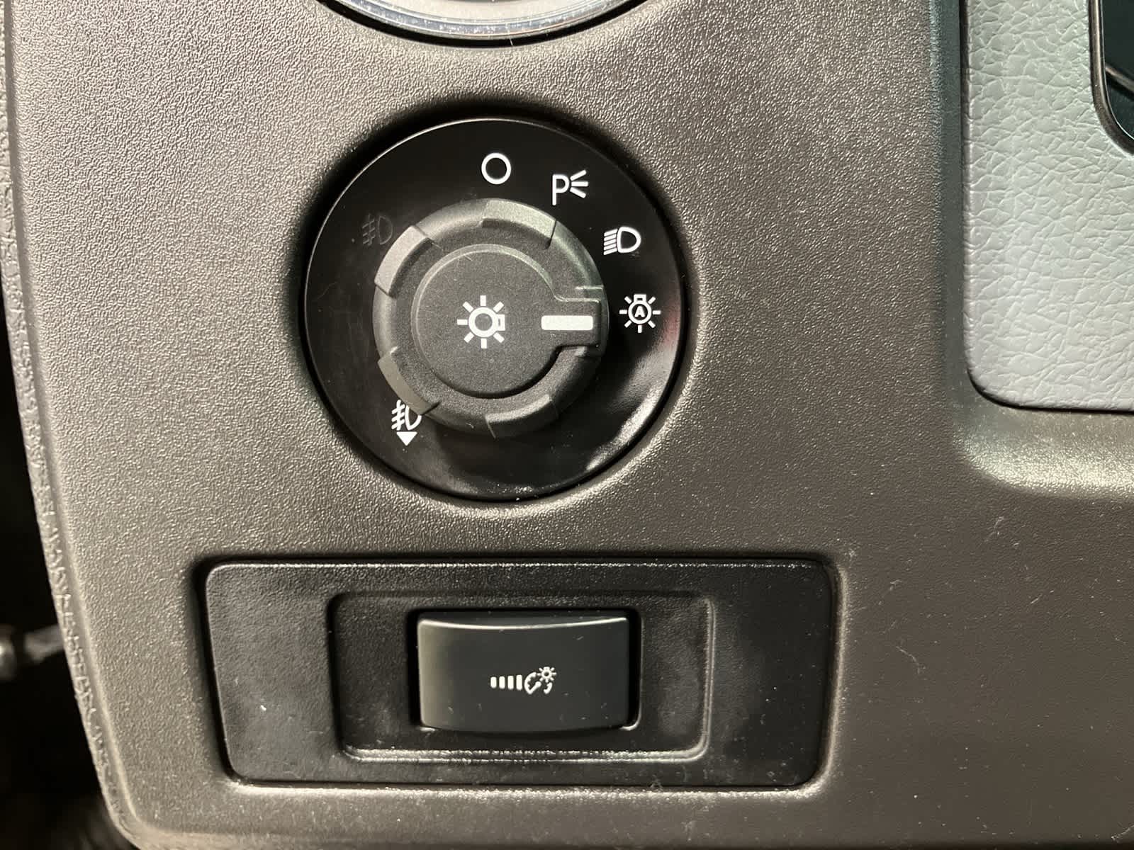 Thumbnail: 2014 Ford F-150 - 14