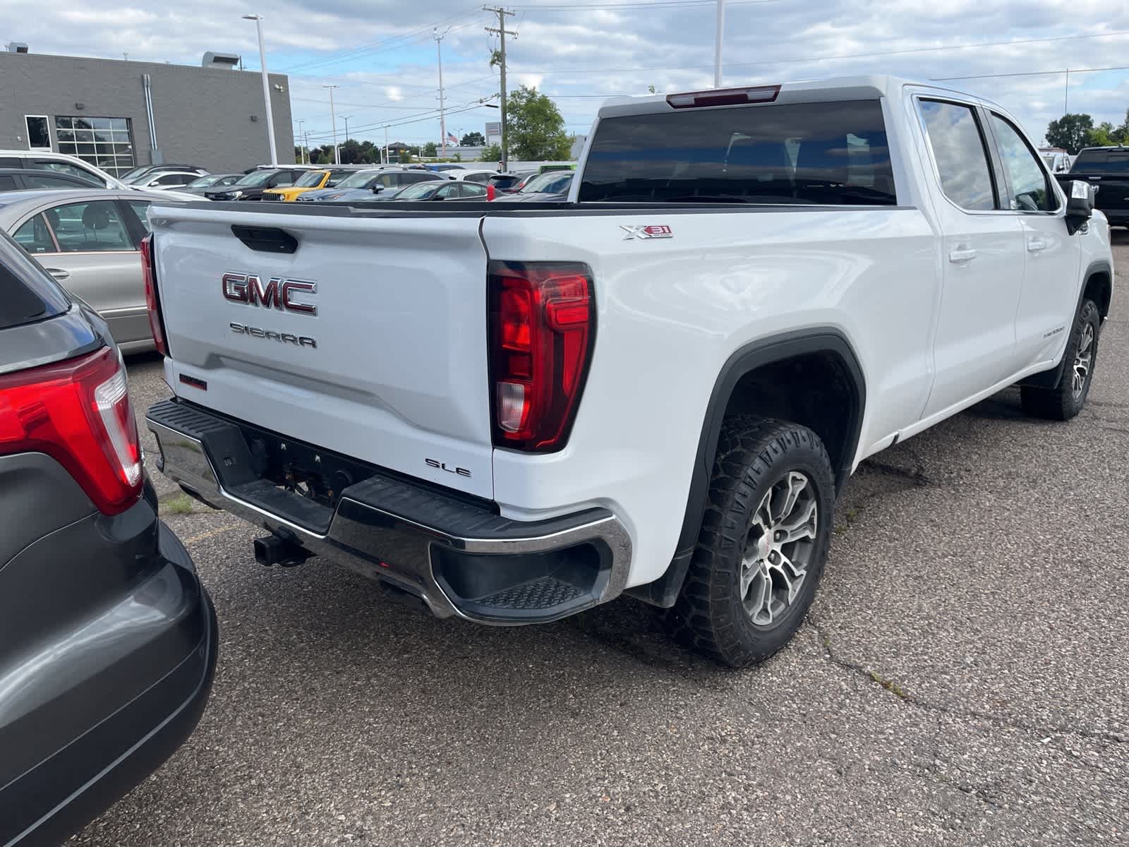 Thumbnail: 2020 GMC Sierra 1500 - 11