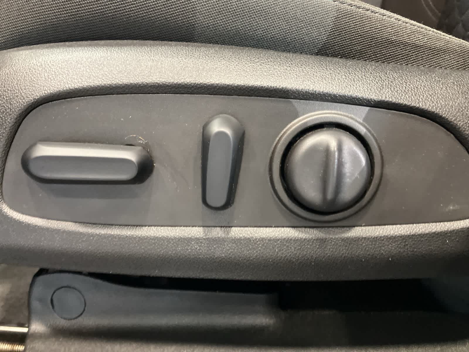 Thumbnail: 2021 Chevrolet Blazer - 11