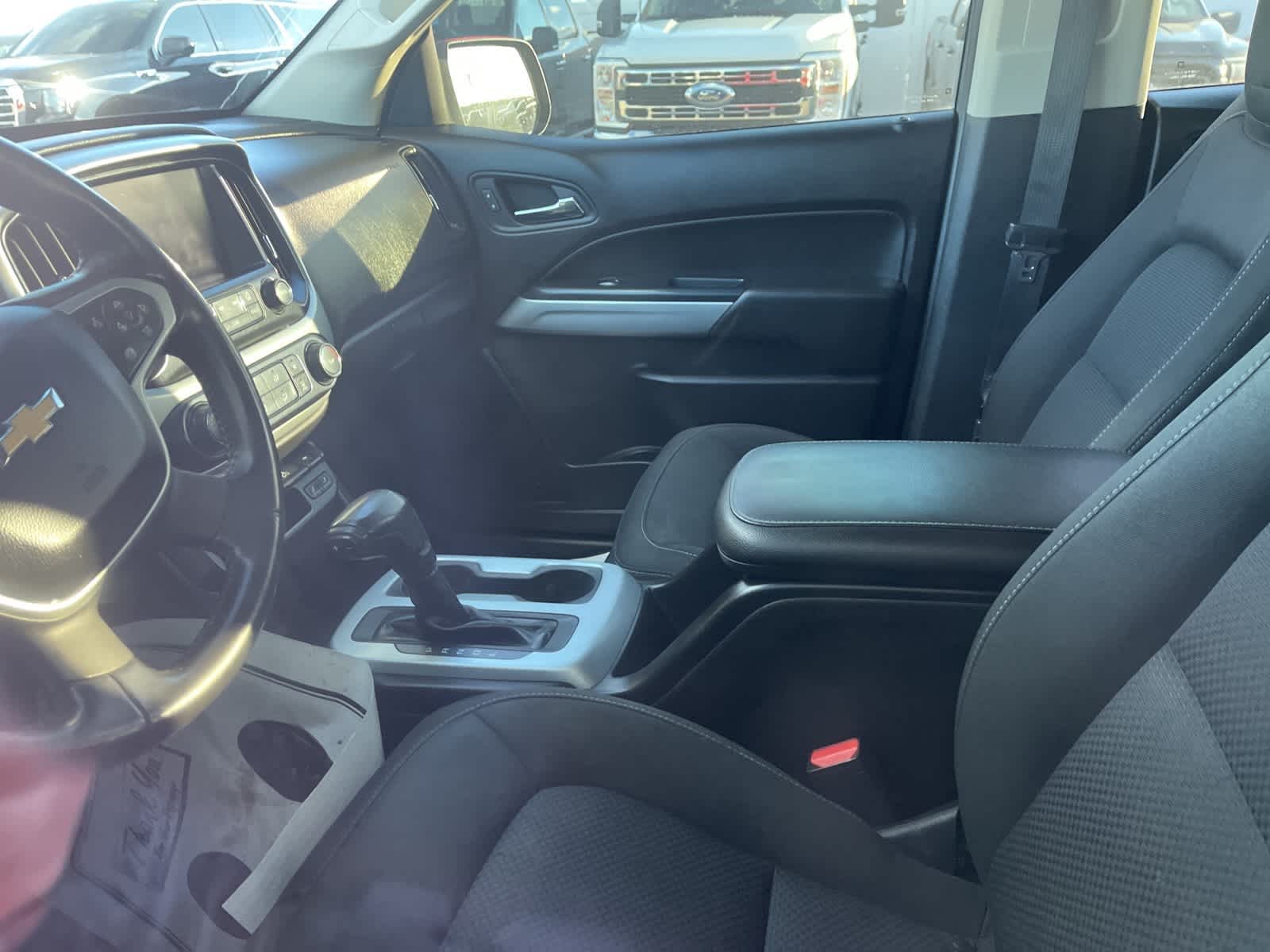 Thumbnail: 2018 Chevrolet Colorado - 27