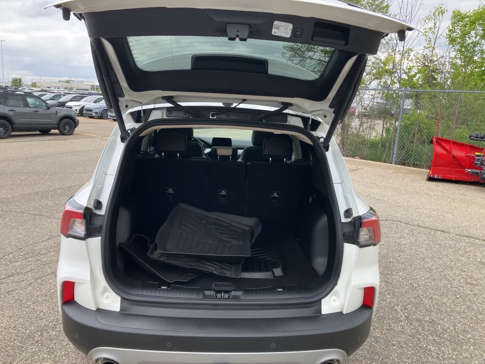 2020 Ford Escape SEL 25