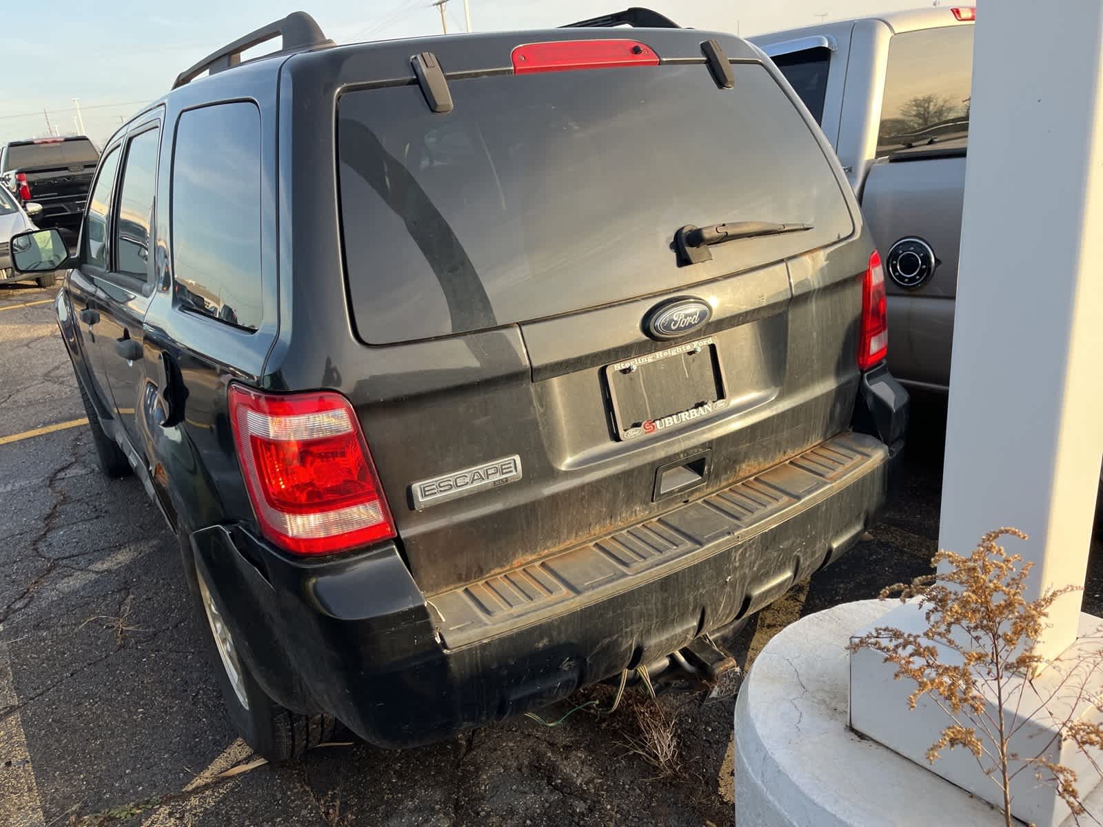 Thumbnail: 2011 Ford Escape - 11