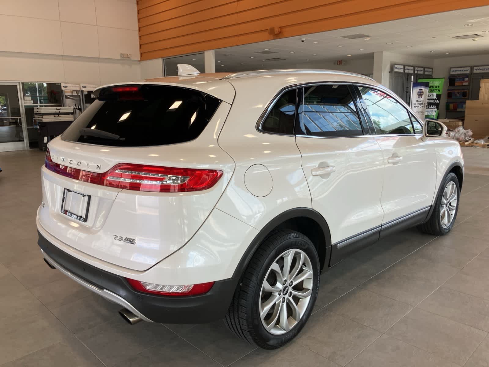 Thumbnail: 2016 Lincoln MKC - 5