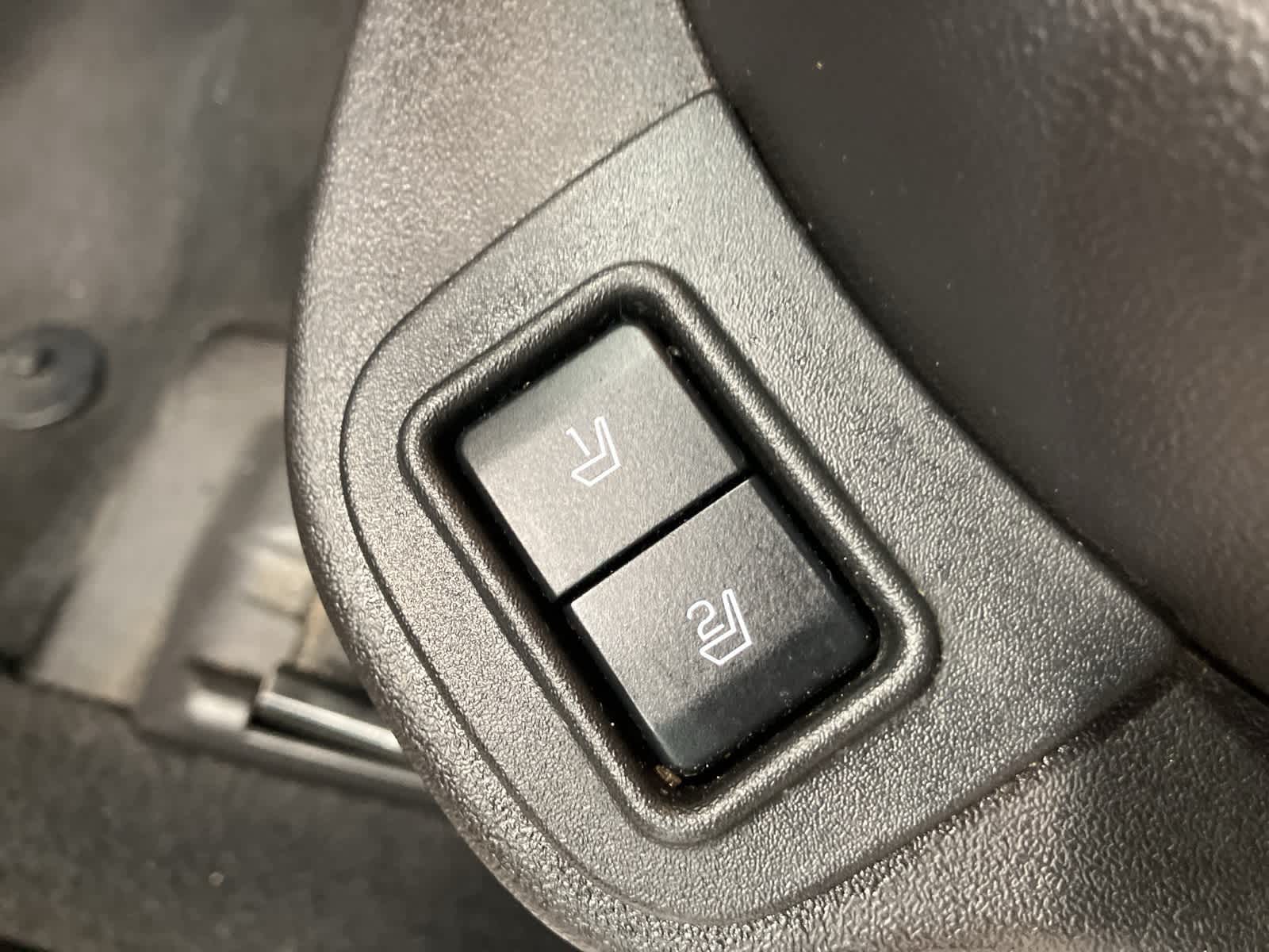 Thumbnail: 2019 Ford Taurus - 15