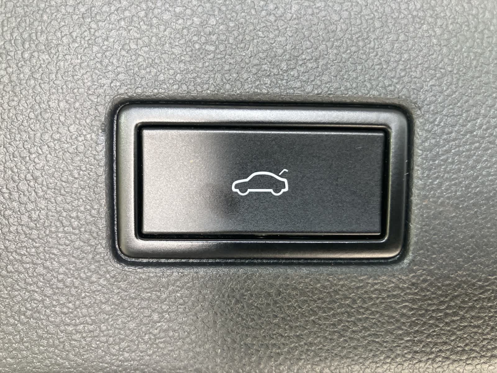 Thumbnail: 2021 Volkswagen Atlas - 27