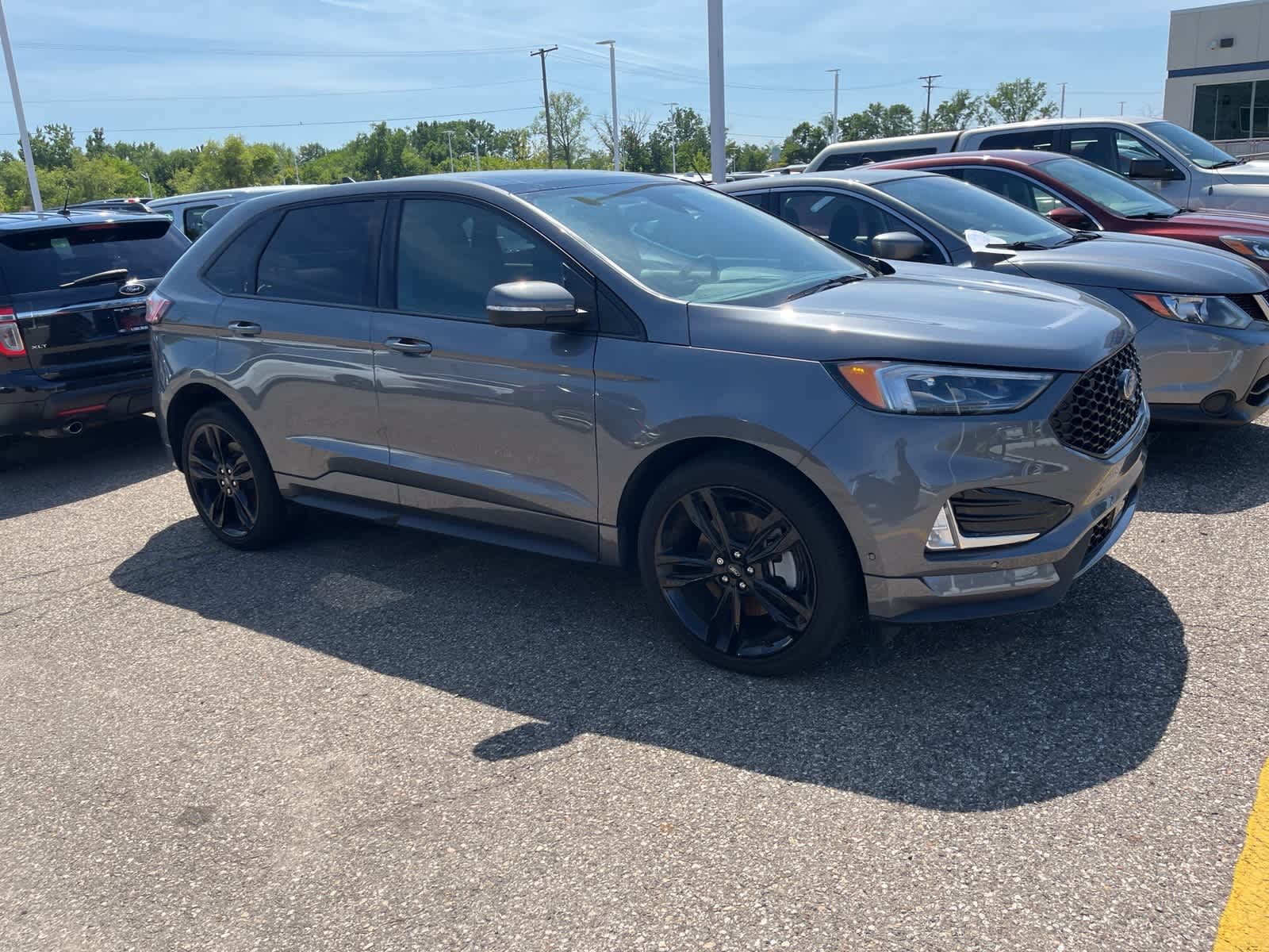 Thumbnail: 2024 Ford Edge - 14