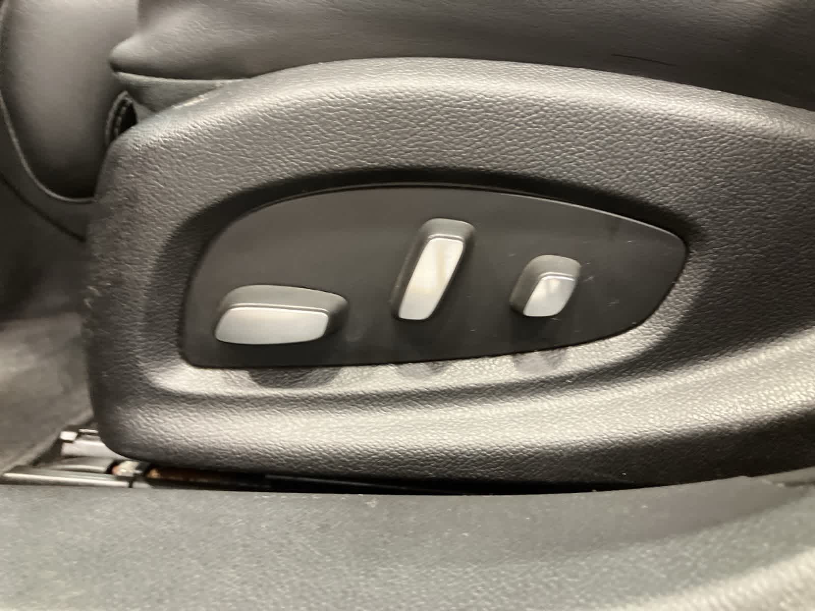 Thumbnail: 2013 Cadillac XTS - 11