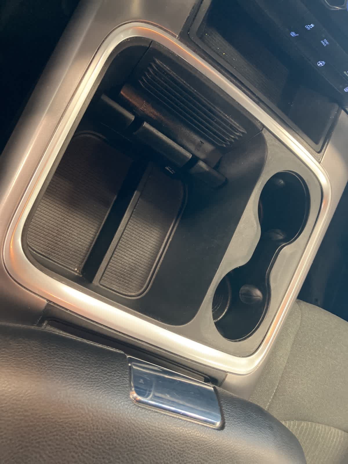 Thumbnail: 2021 RAM 1500 Classic - 16