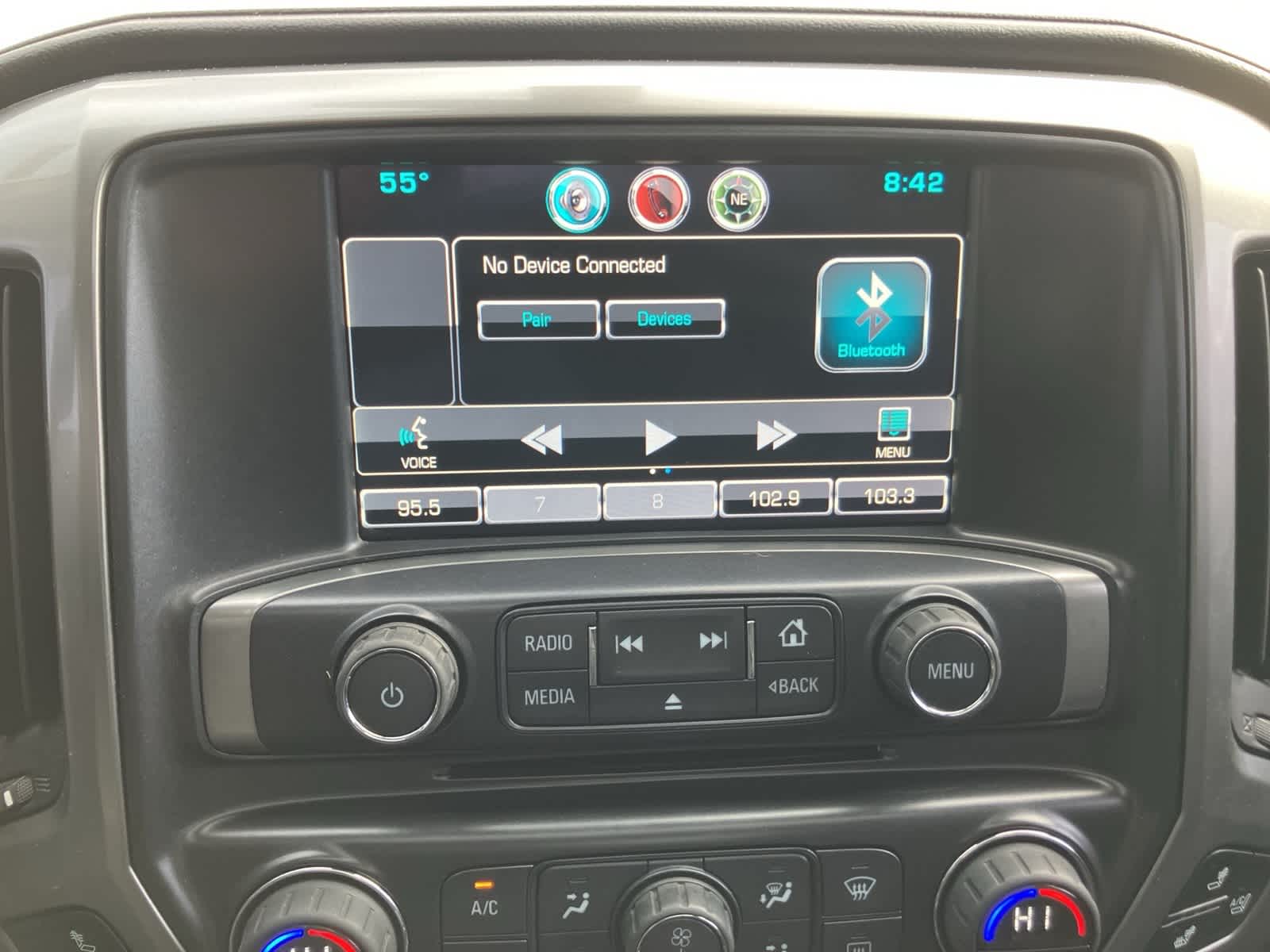 Thumbnail: 2015 Chevrolet Silverado 1500 - 16