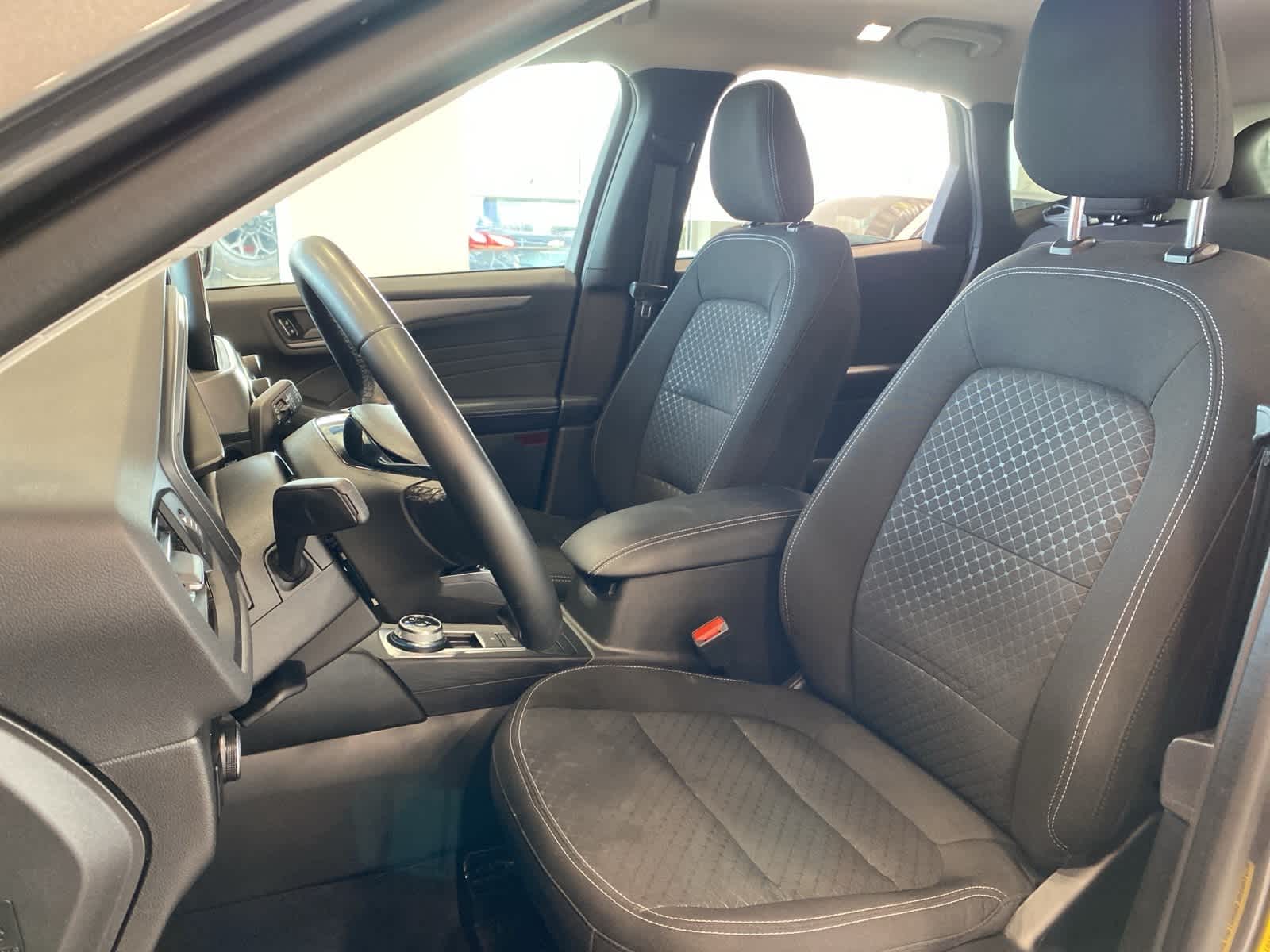 Thumbnail: 2023 Ford Escape - 11