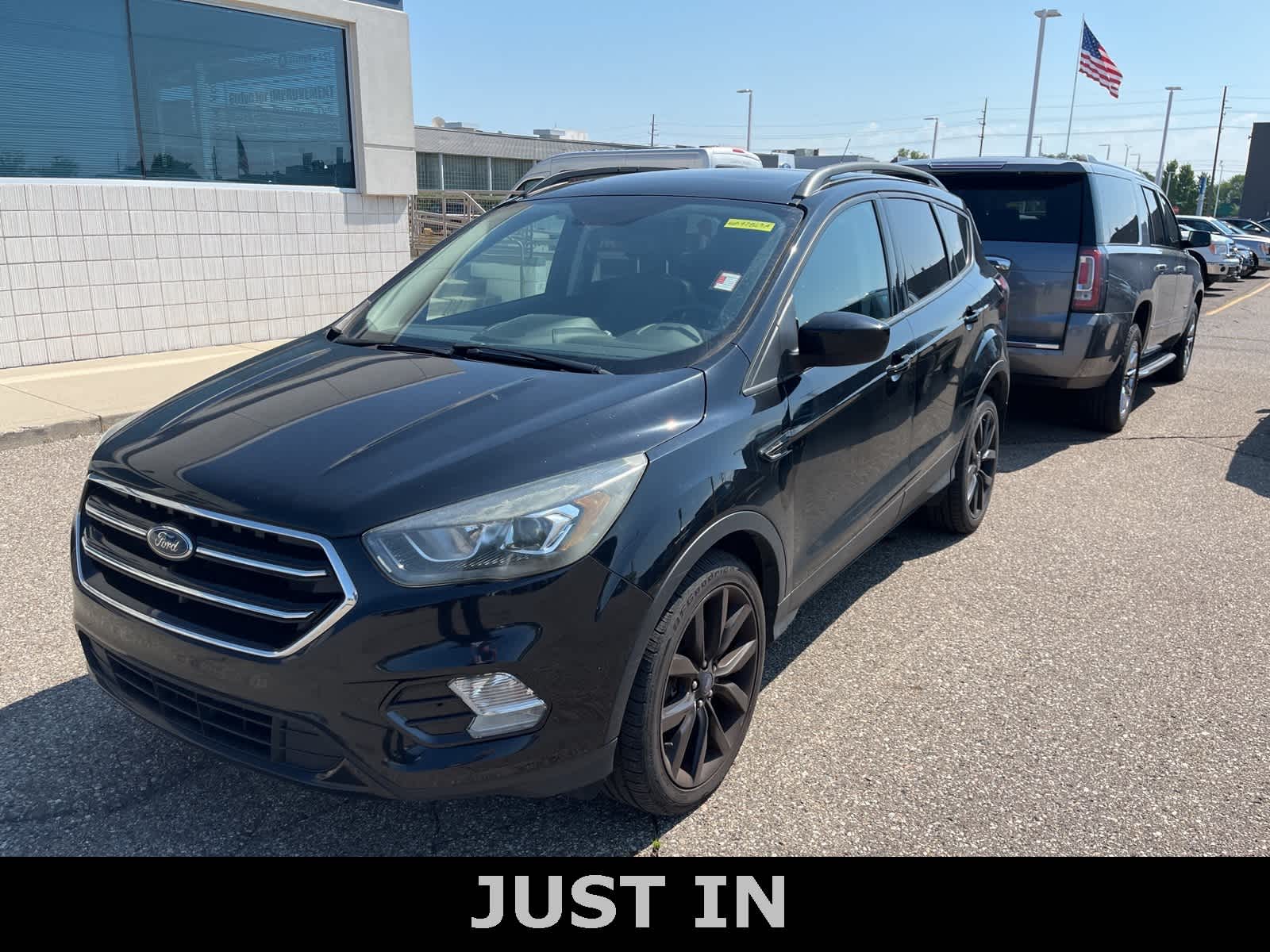 Thumbnail: 2017 Ford Escape - 1