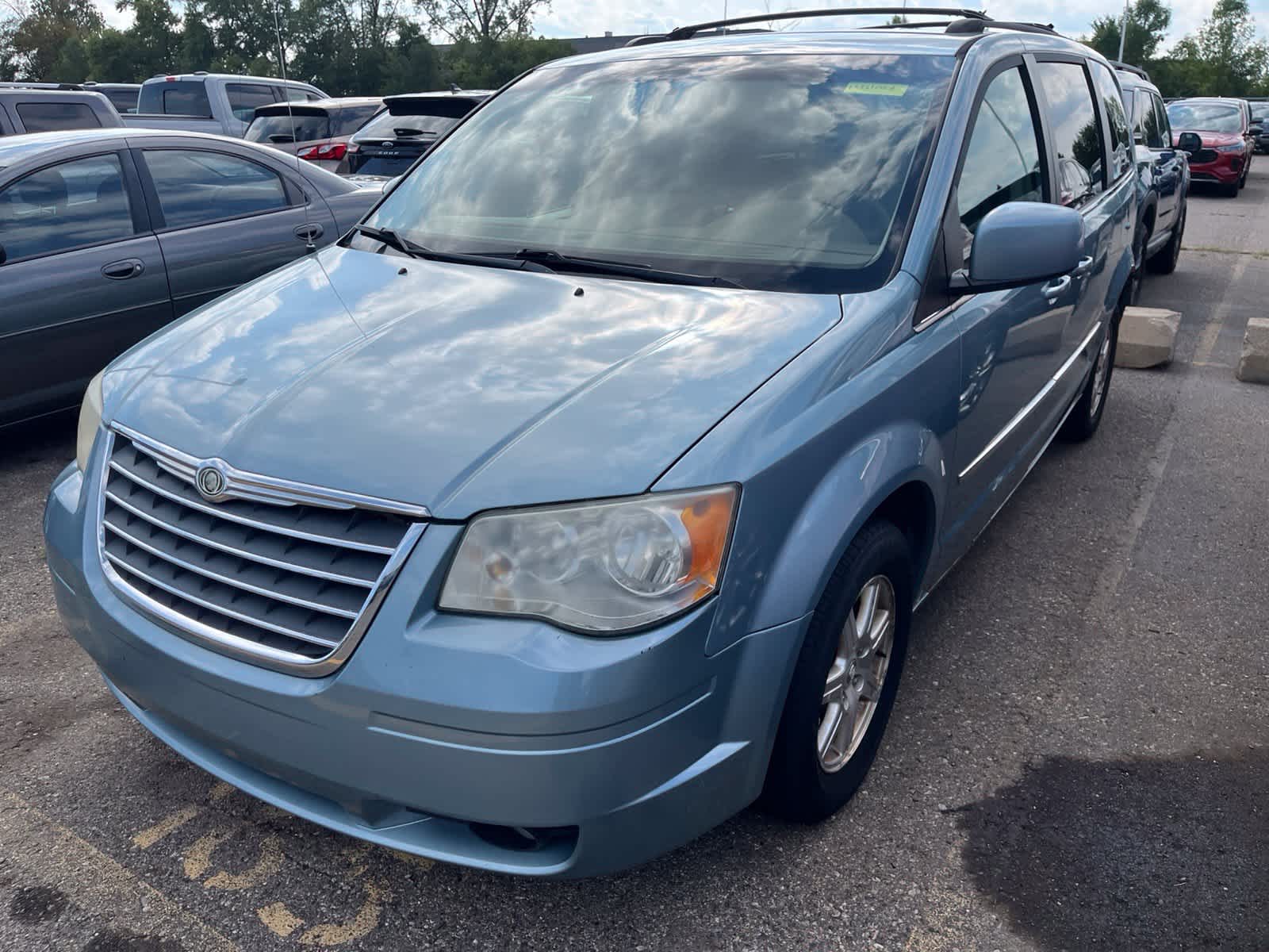 2009 Chrysler Town & Country