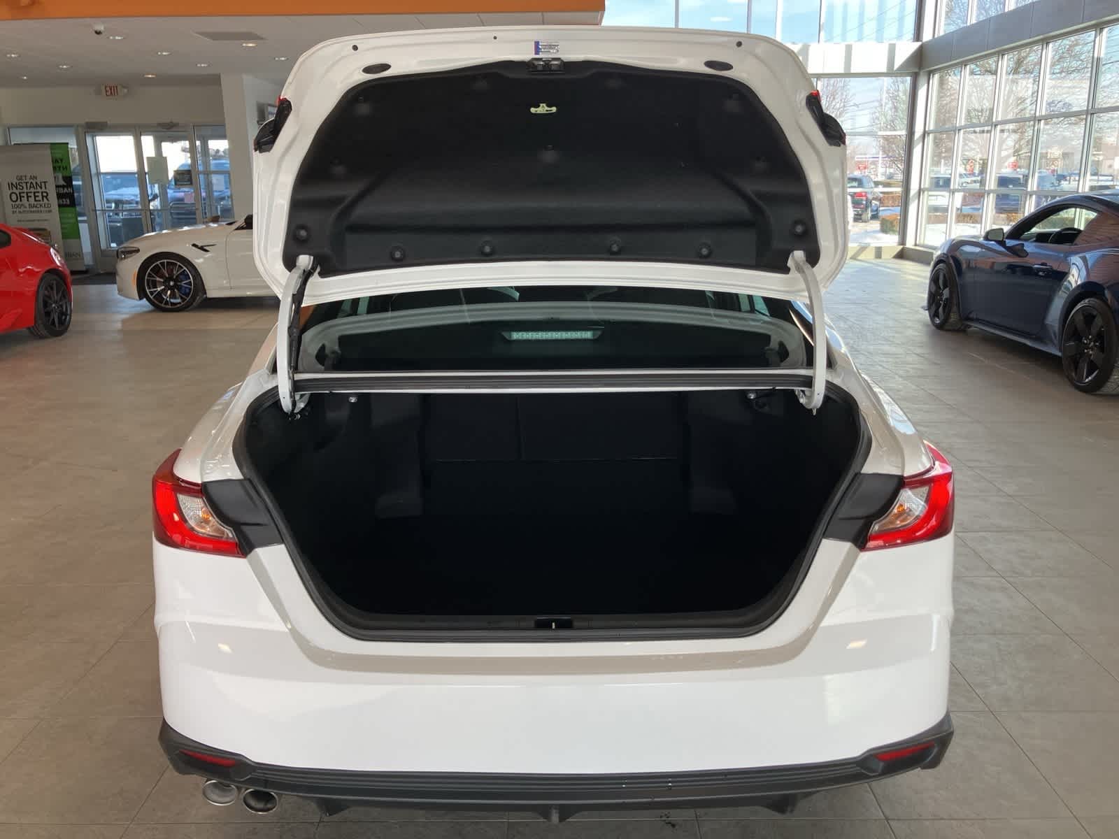 Thumbnail: 2025 Toyota Camry - 26