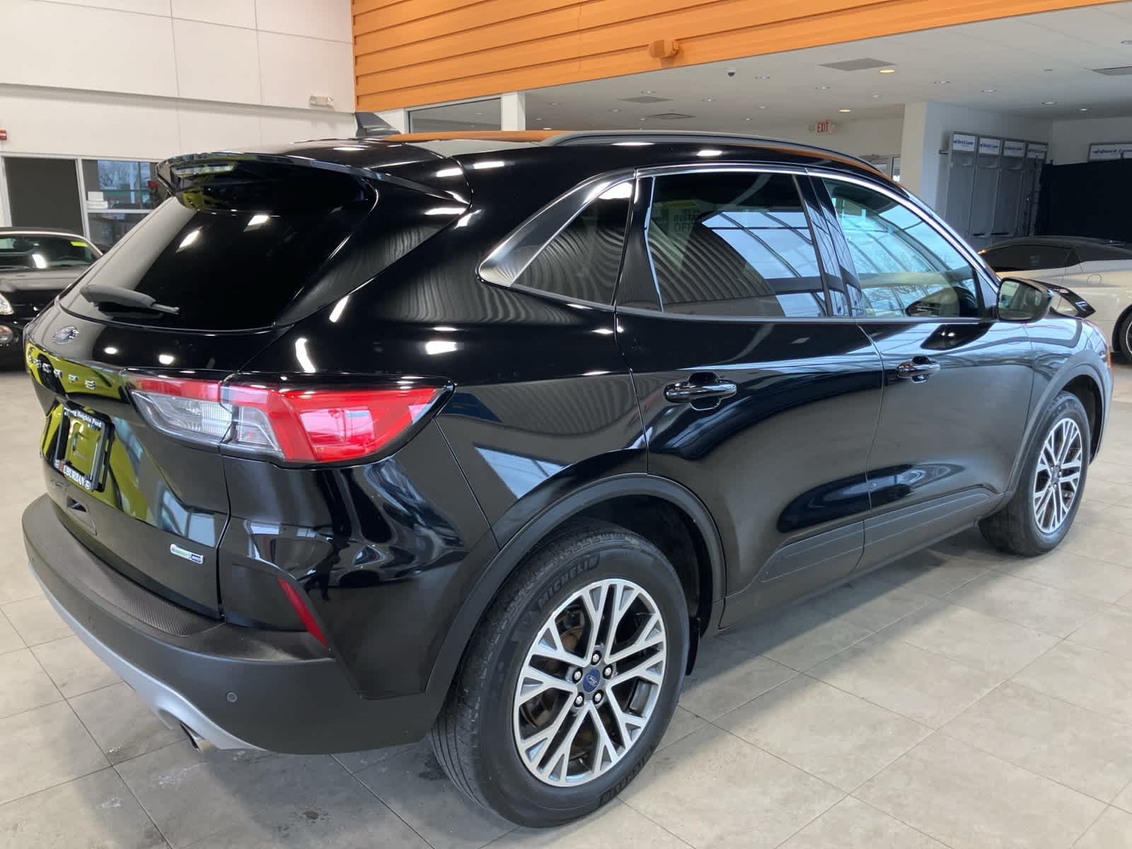 Thumbnail: 2020 Ford Escape - 5