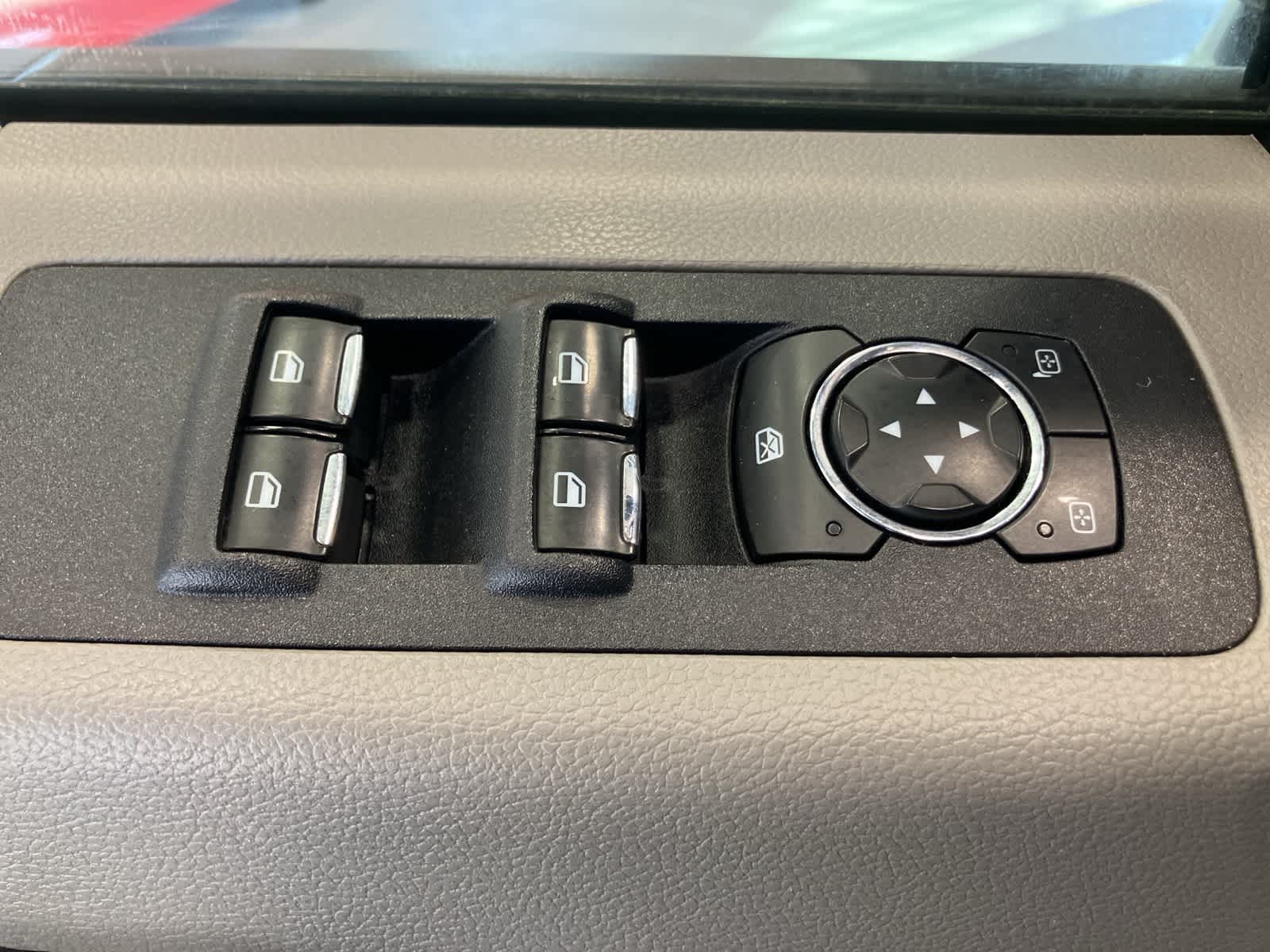 Thumbnail: 2018 Ford F-150 - 13