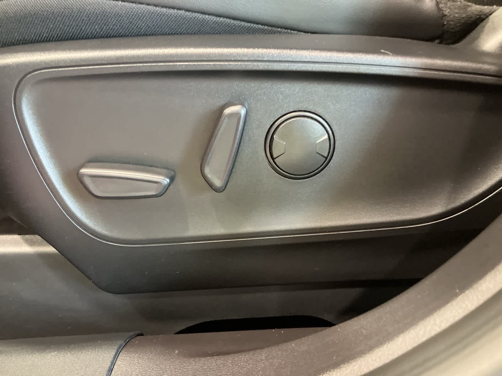 Thumbnail: 2023 Ford Escape - 12