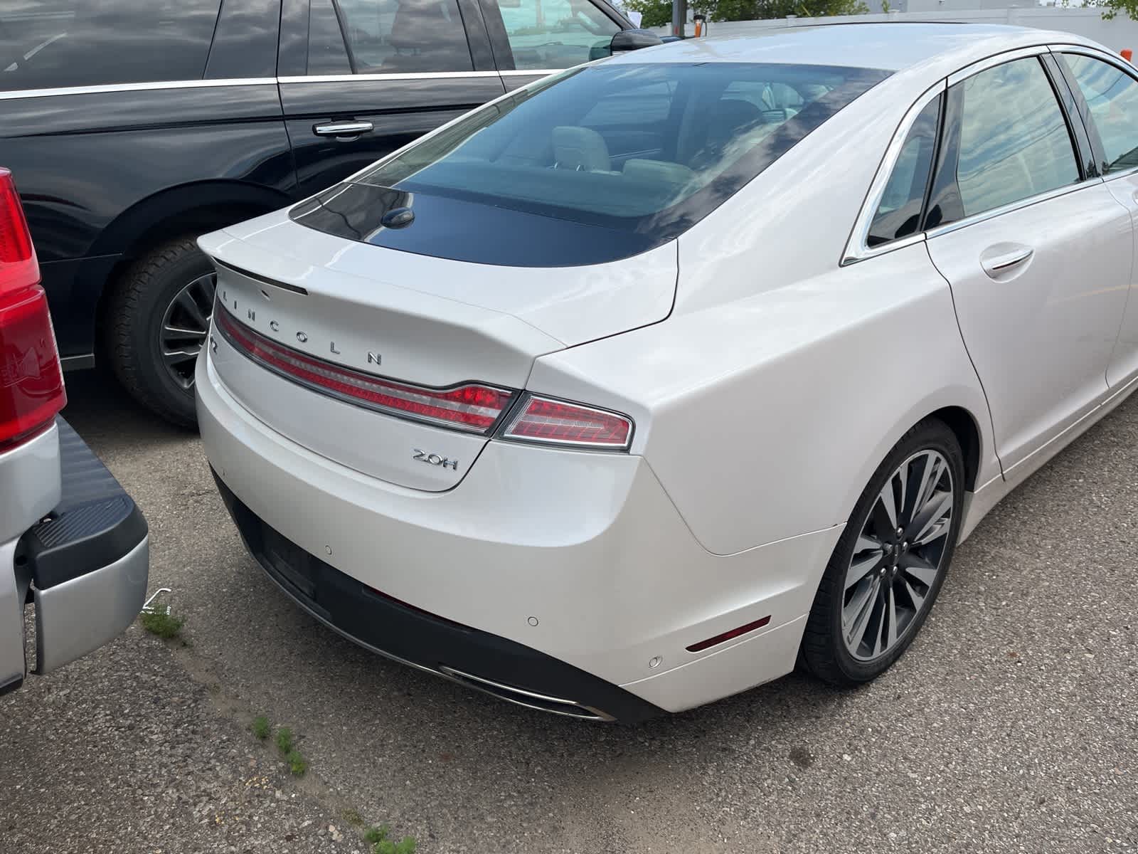 Thumbnail: 2019 Lincoln MKZ - 12