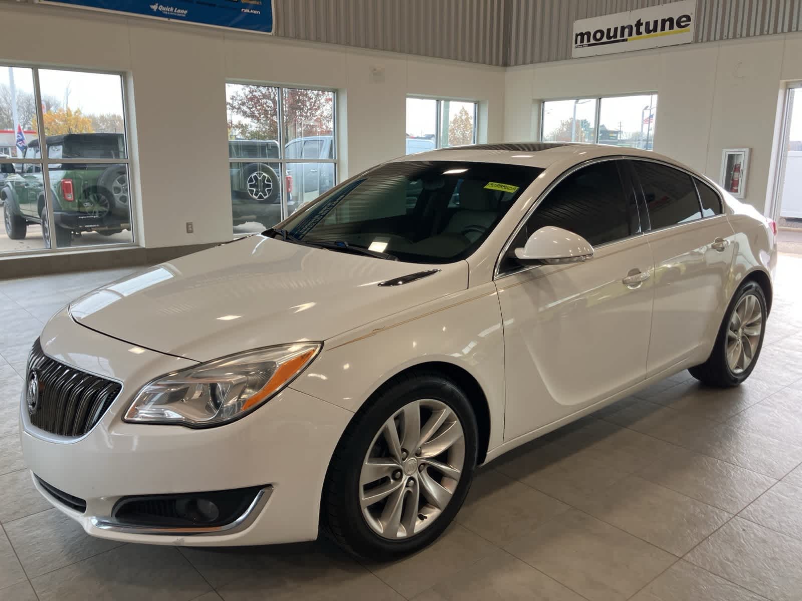 2015 Buick Regal Premium -
                  Sterling Heights, MI