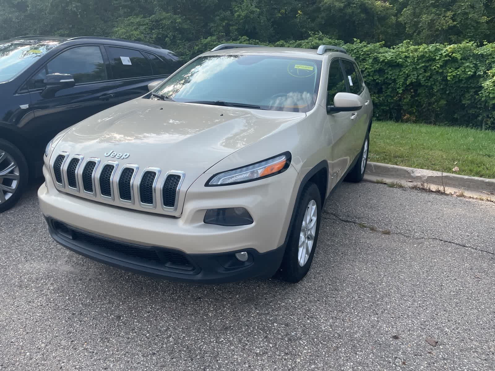 Thumbnail: 2015 Jeep Cherokee - 2