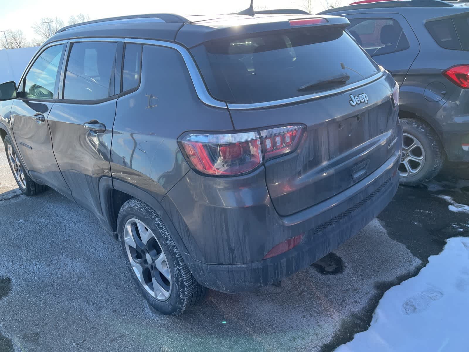 Thumbnail: 2020 Jeep Compass - 11