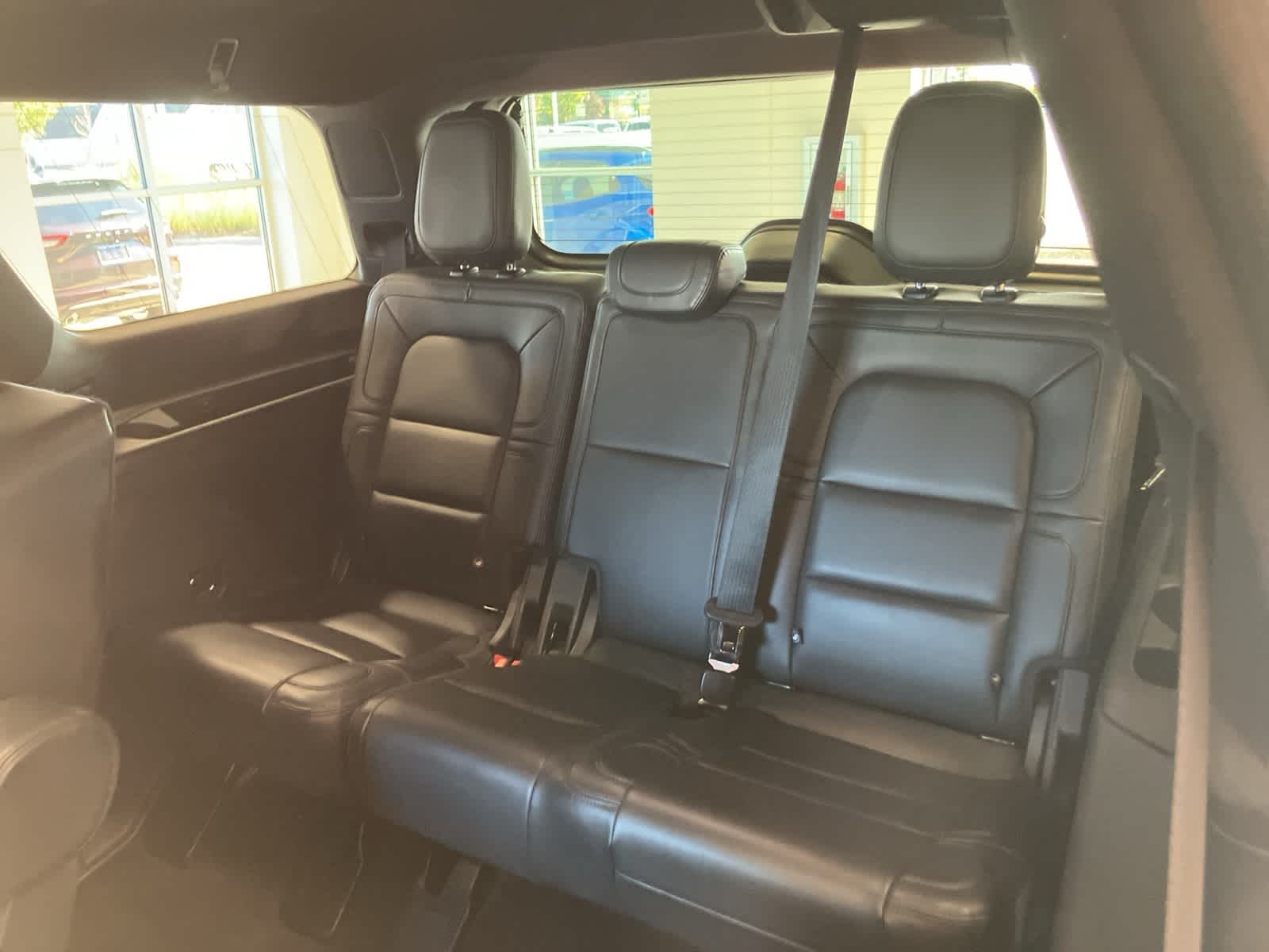 Thumbnail: 2023 Lincoln Navigator - 28