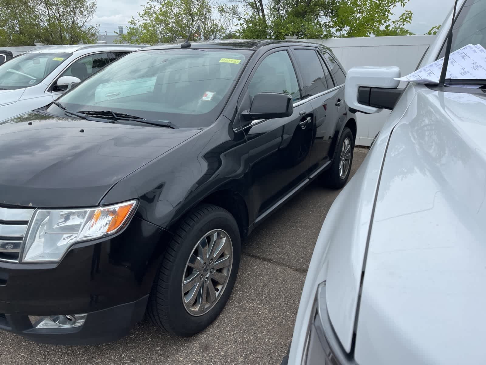 Thumbnail: 2010 Ford Edge - 5
