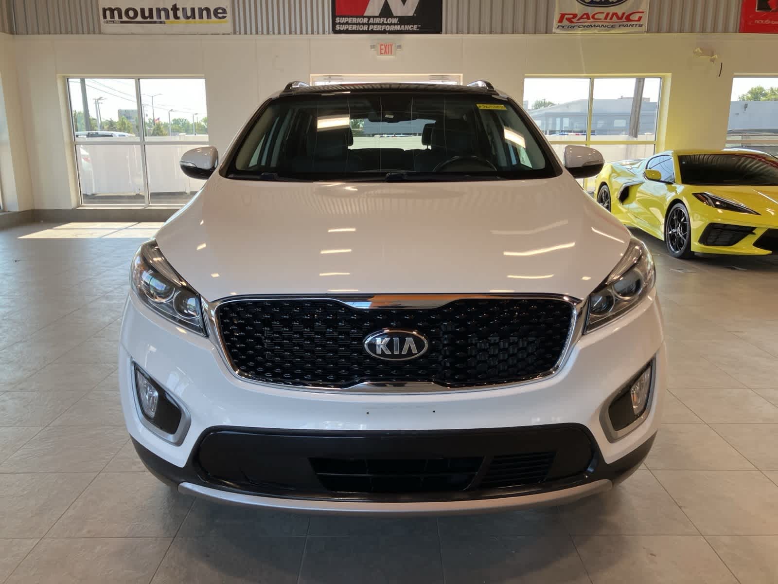 Thumbnail: 2017 Kia Sorento - 2