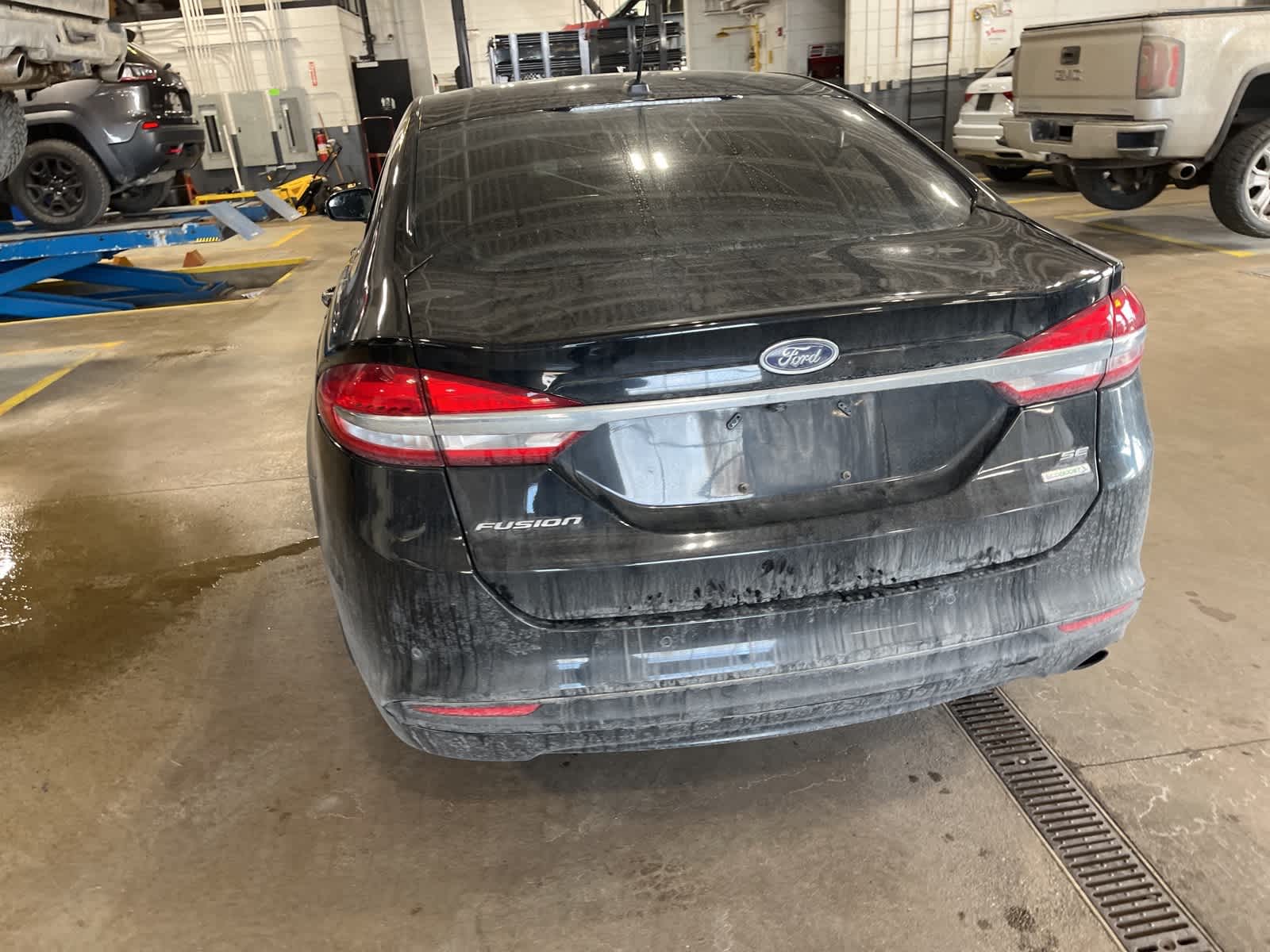 Thumbnail: 2017 Ford Fusion - 11