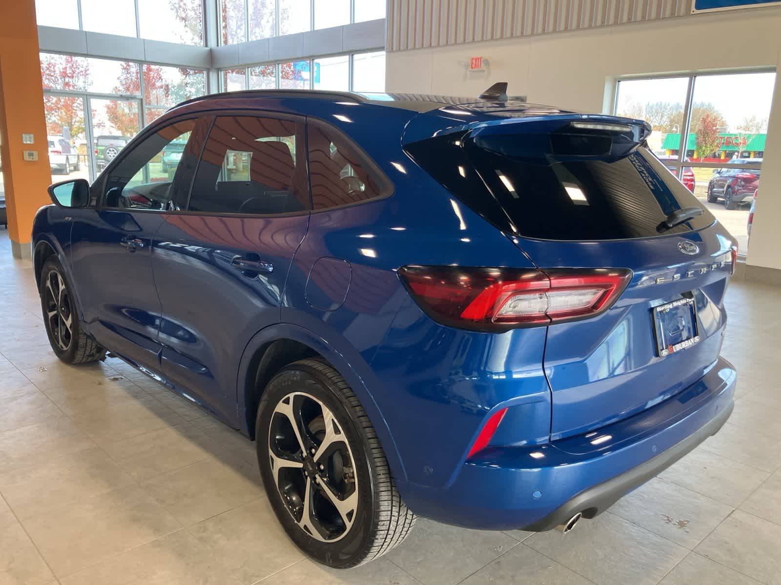 Thumbnail: 2023 Ford Escape - 7