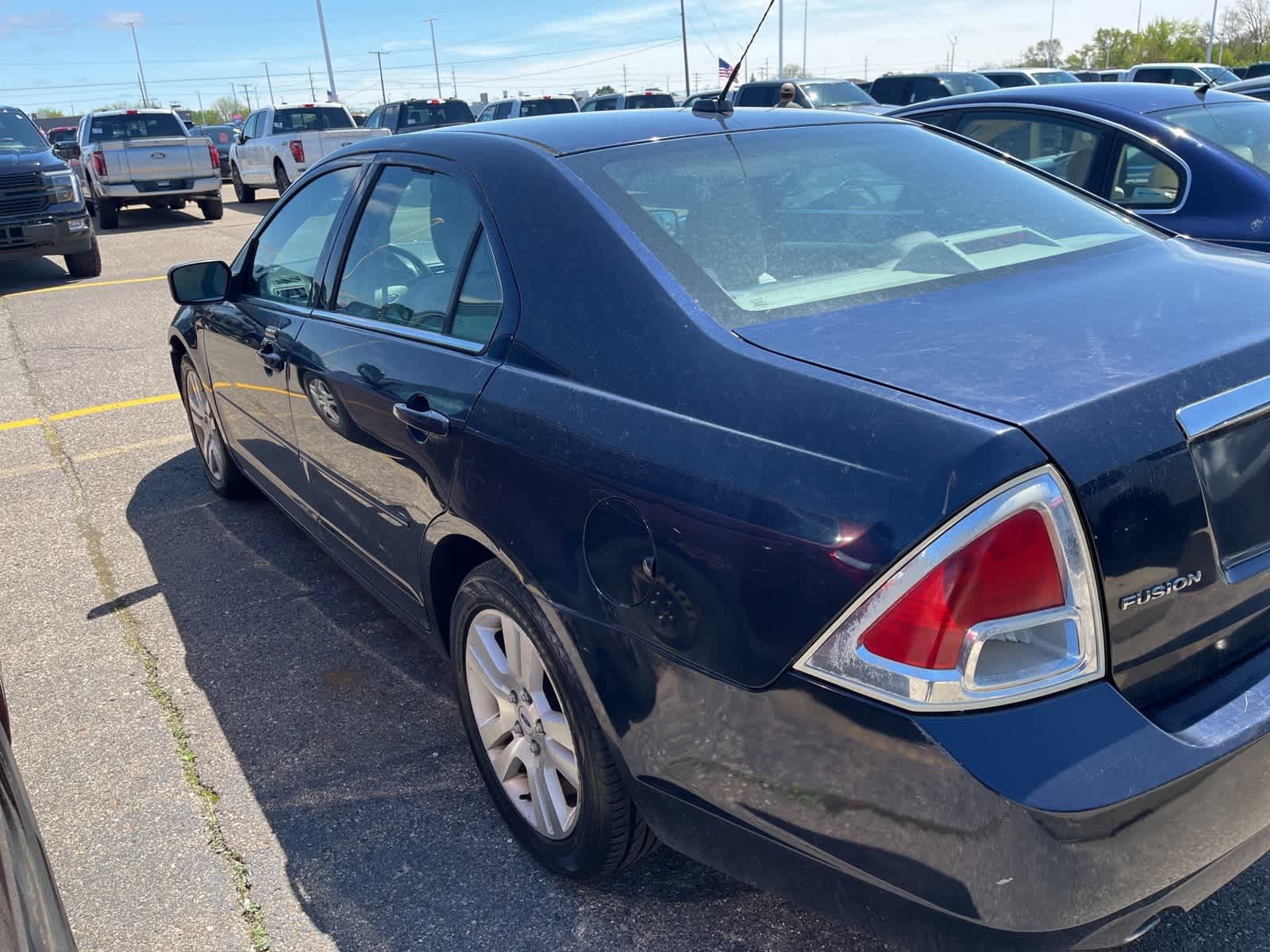 Thumbnail: 2009 Ford Fusion - 3