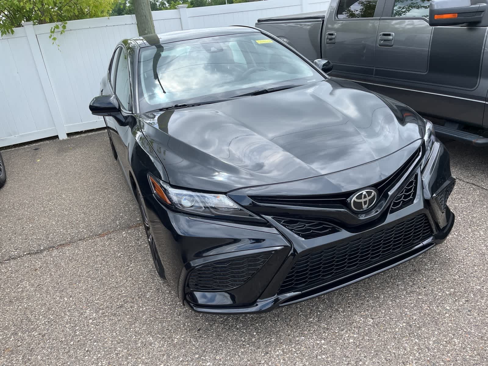 Thumbnail: 2023 Toyota Camry - 19