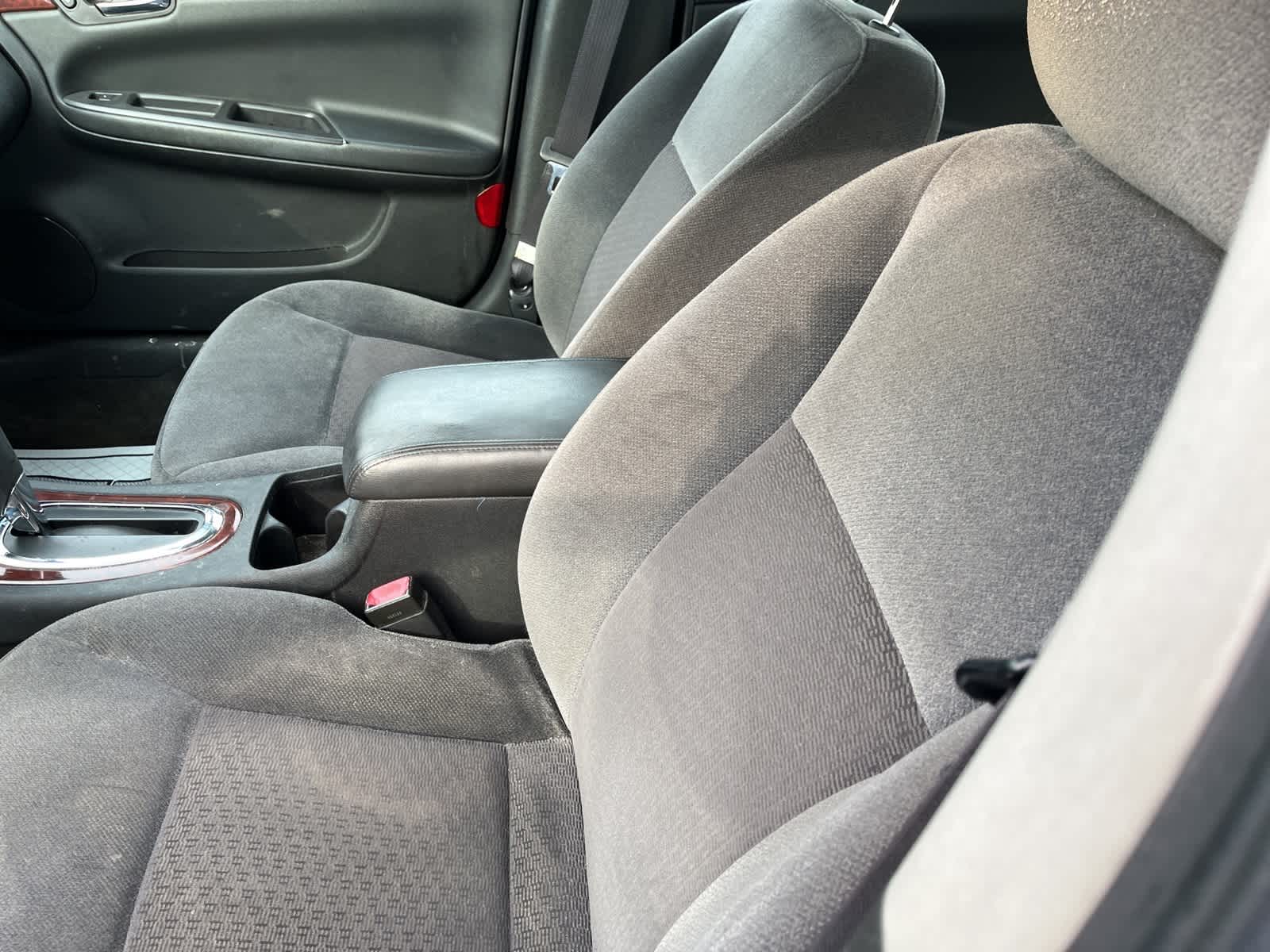 Thumbnail: 2009 Chevrolet Impala - 22