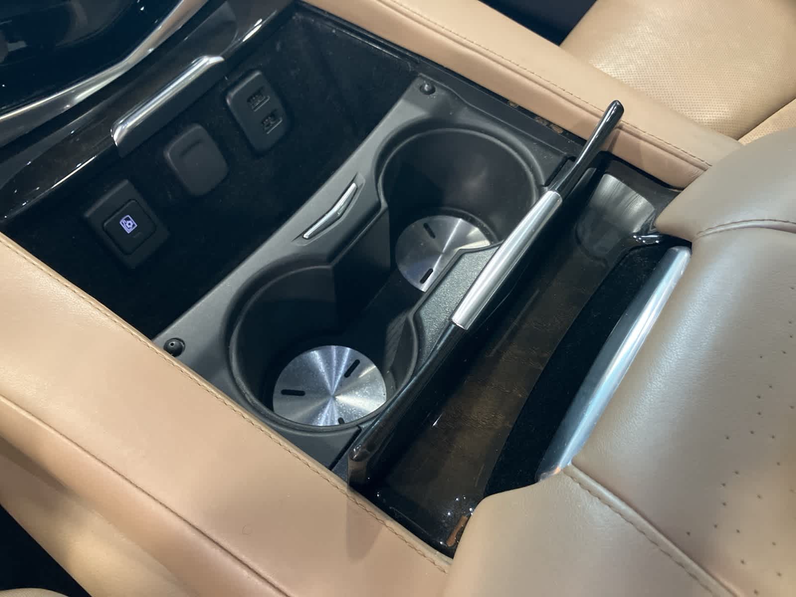 Thumbnail: 2019 Cadillac Escalade - 20