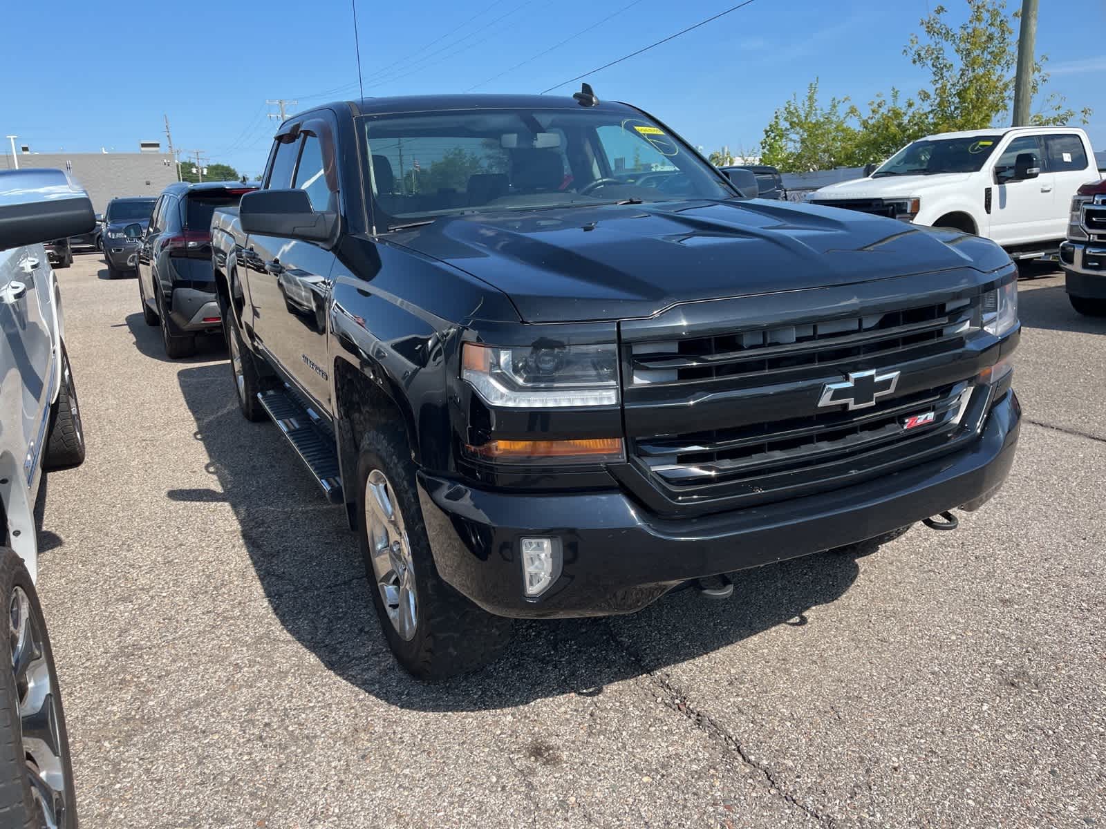 Thumbnail: 2016 Chevrolet Silverado 1500 - 18